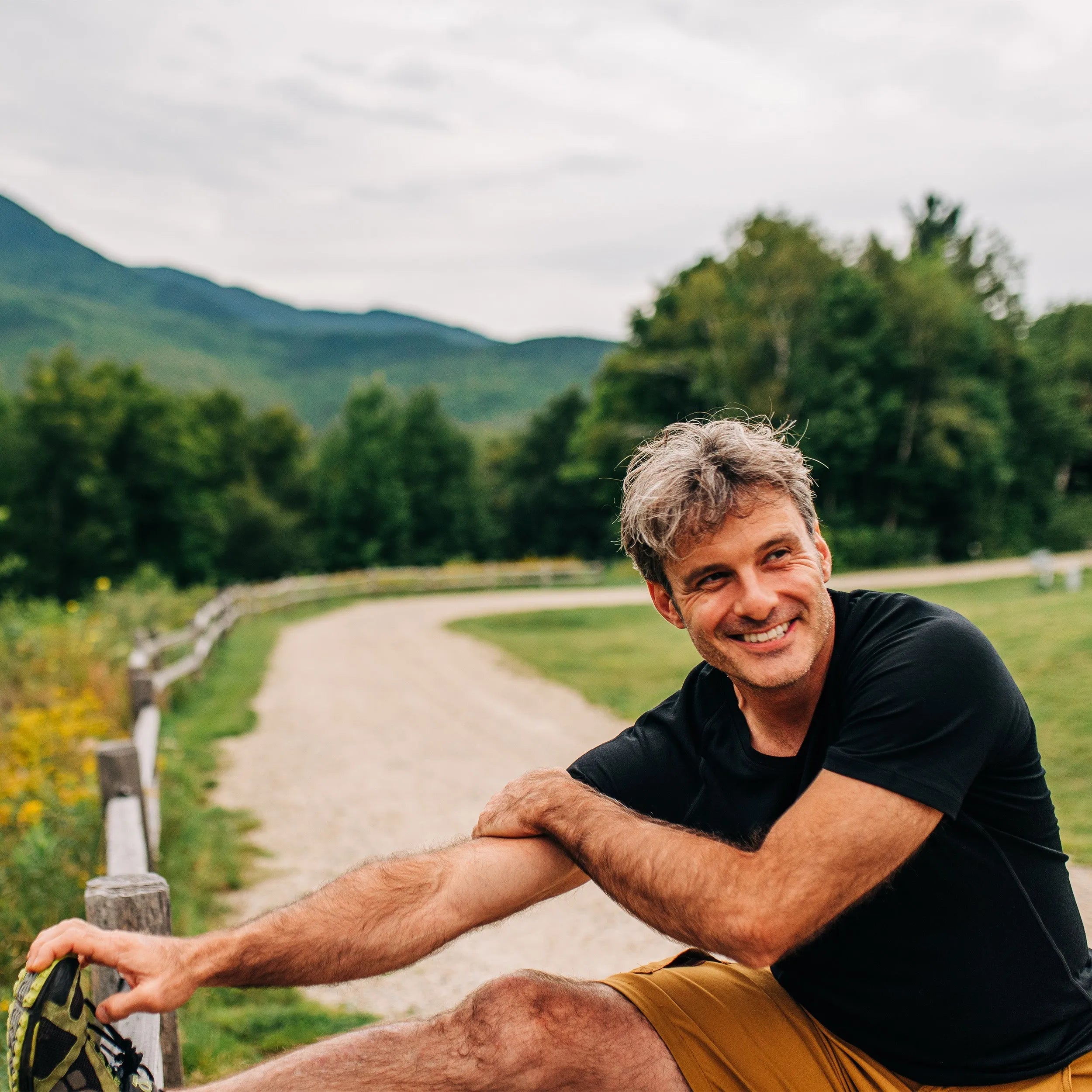 Micro Weight - Men's Wool V-Neck T-Shirt Woolverino