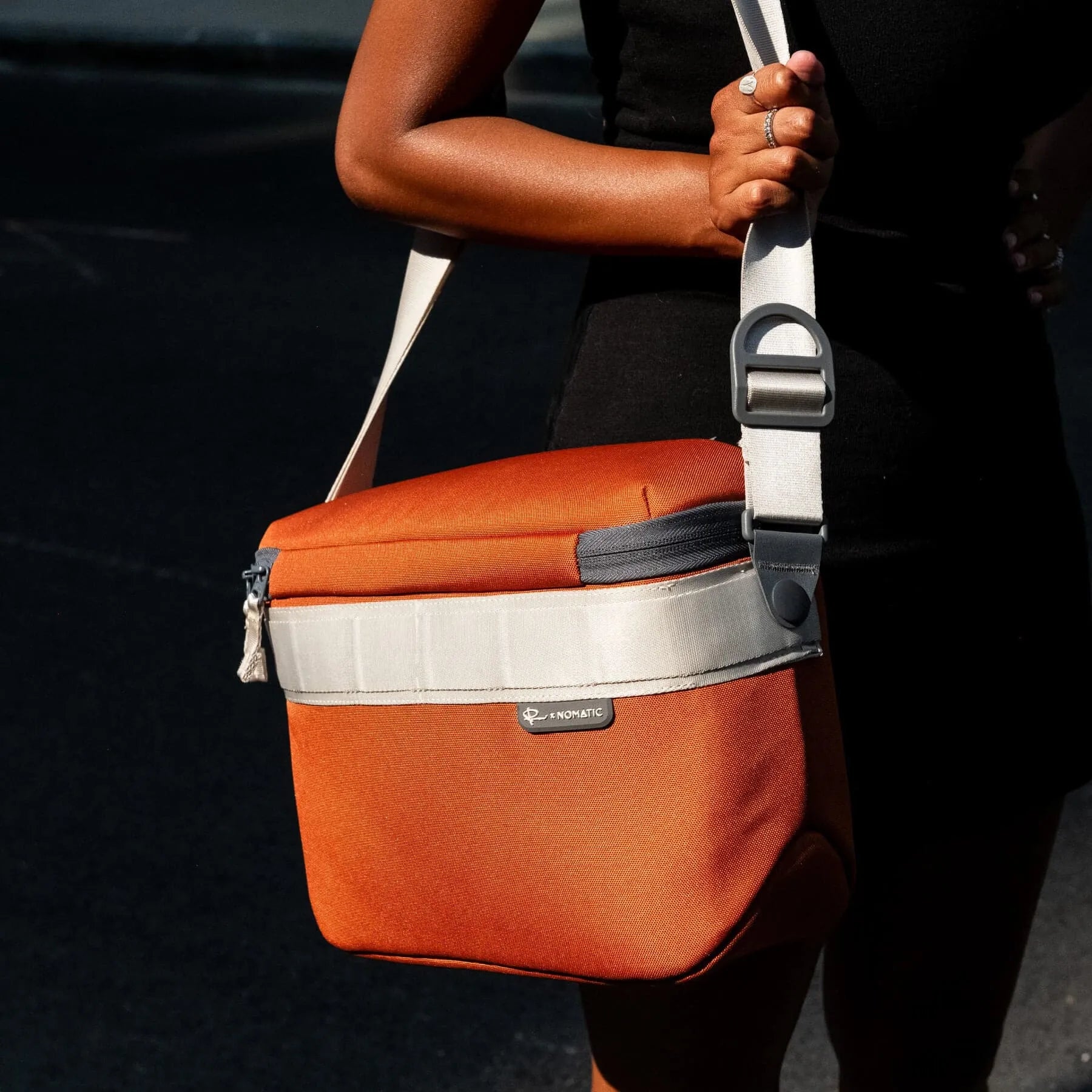 Luma Camera Sling 12L