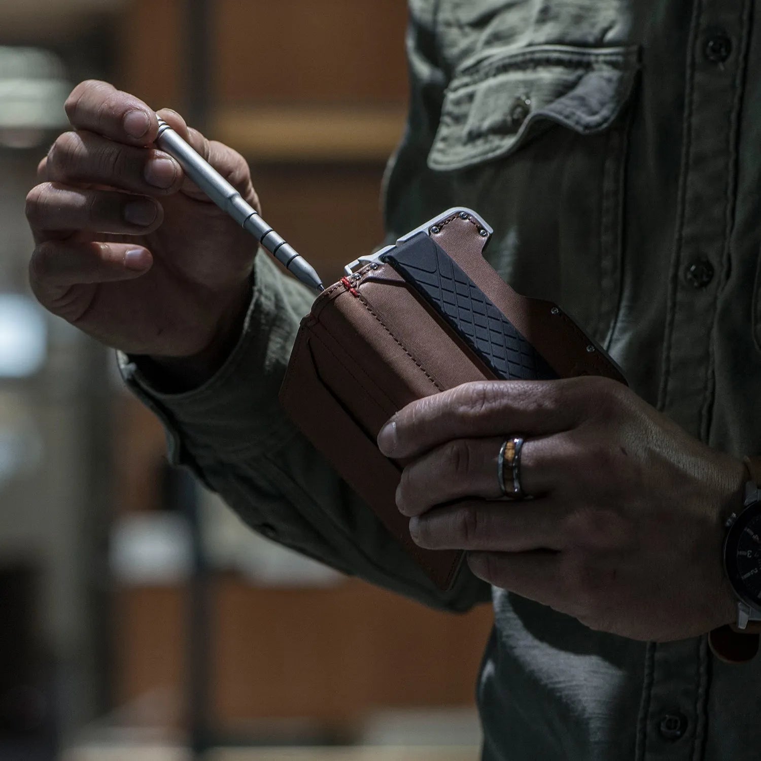 D03 - 3 Pocket Bifold Wallet with Pen Cavity