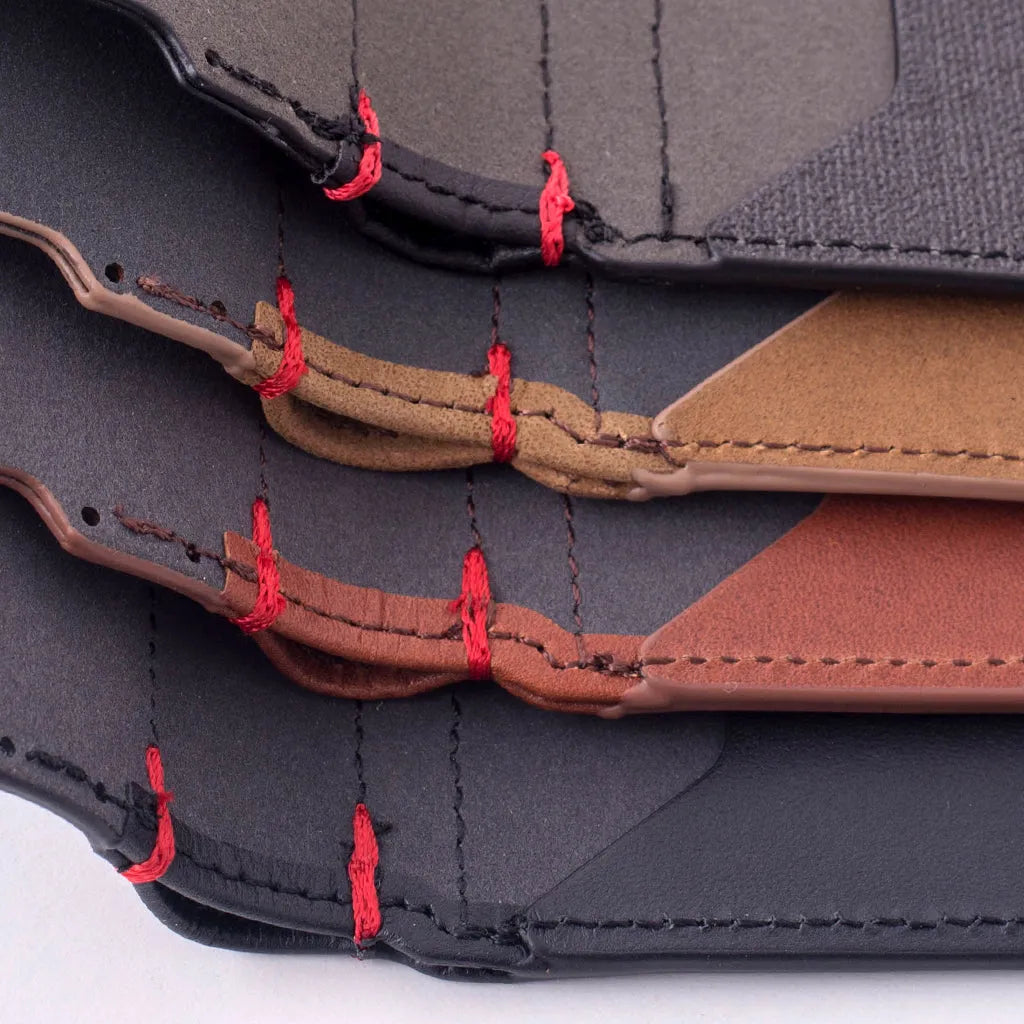D03 - 3 Pocket Bifold Wallet with Pen Cavity
