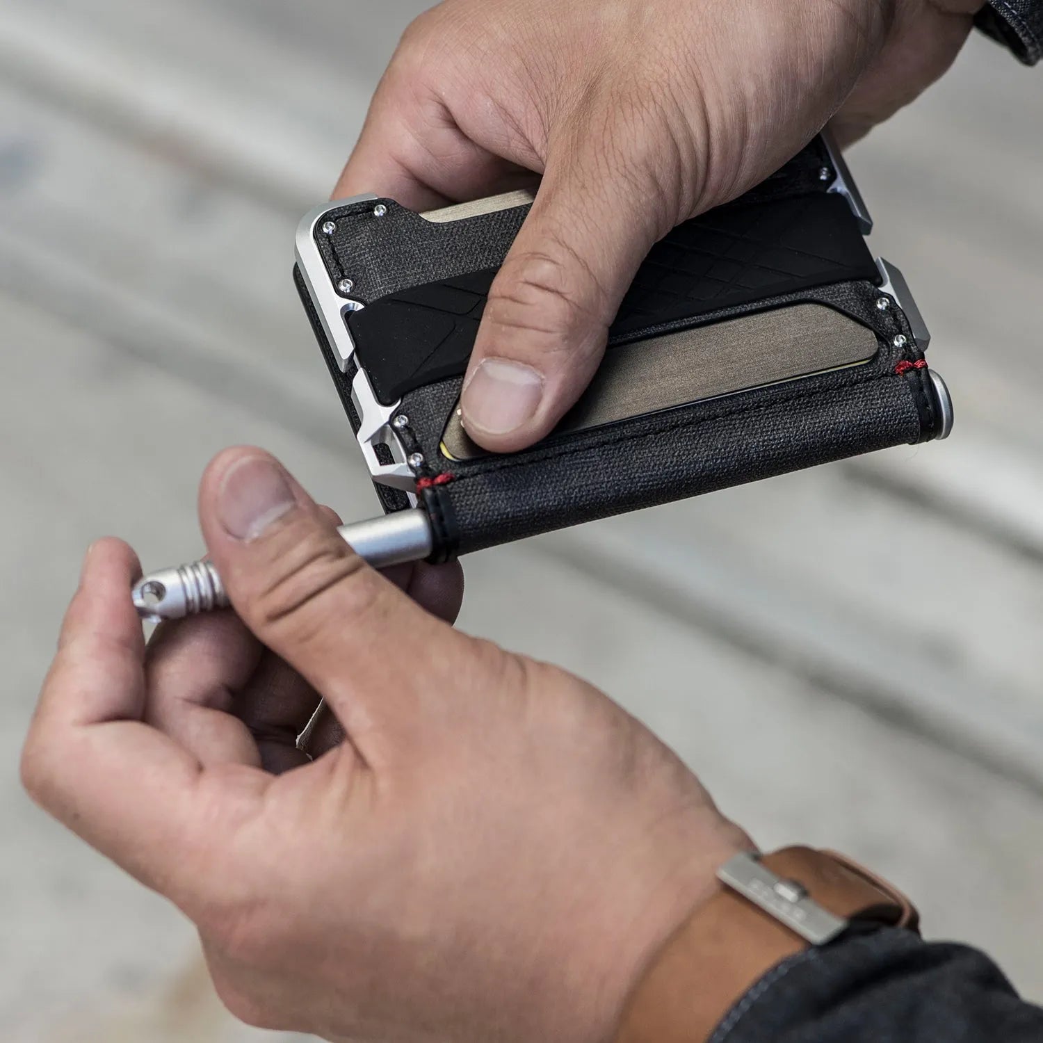 D03 - 3 Pocket Bifold Wallet with Pen Cavity