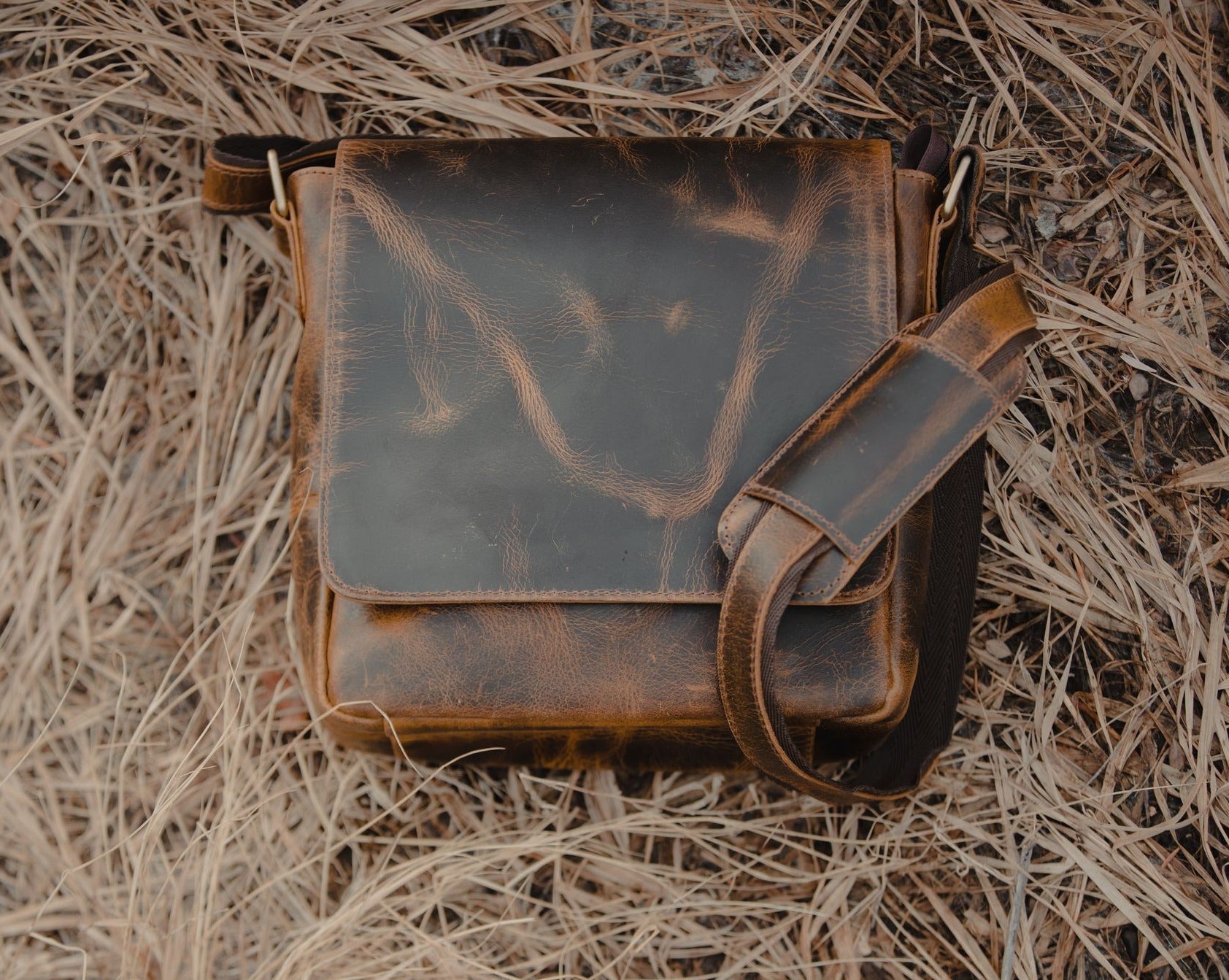 Cordova Messenger Bag