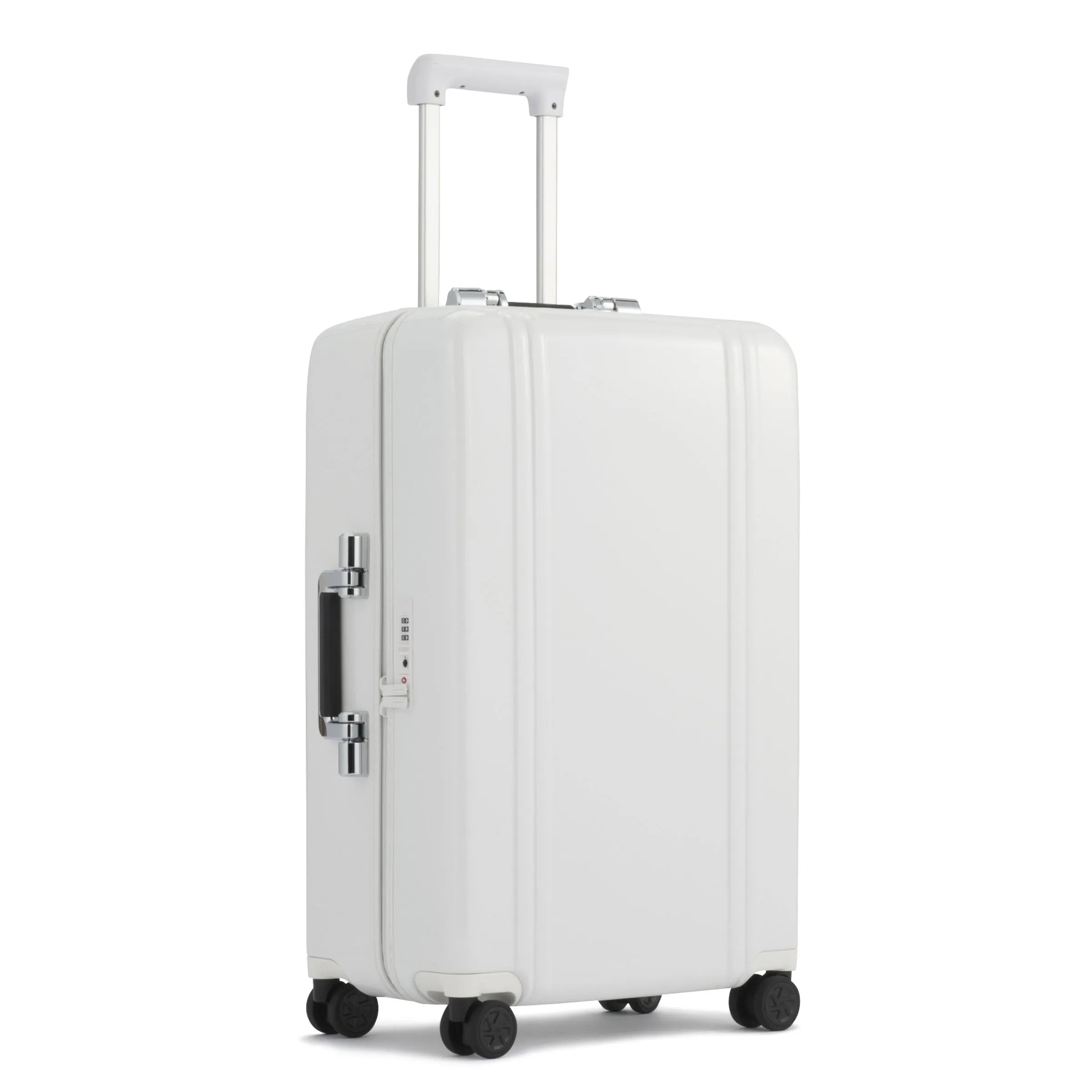 Classic Lightweight 3.0 Suitcase | 24" Spinner Travel Case