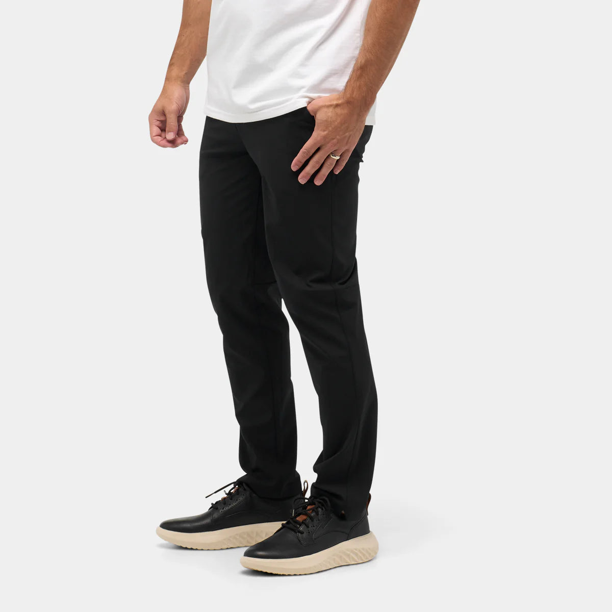 The Outset Pant - Classic Fit