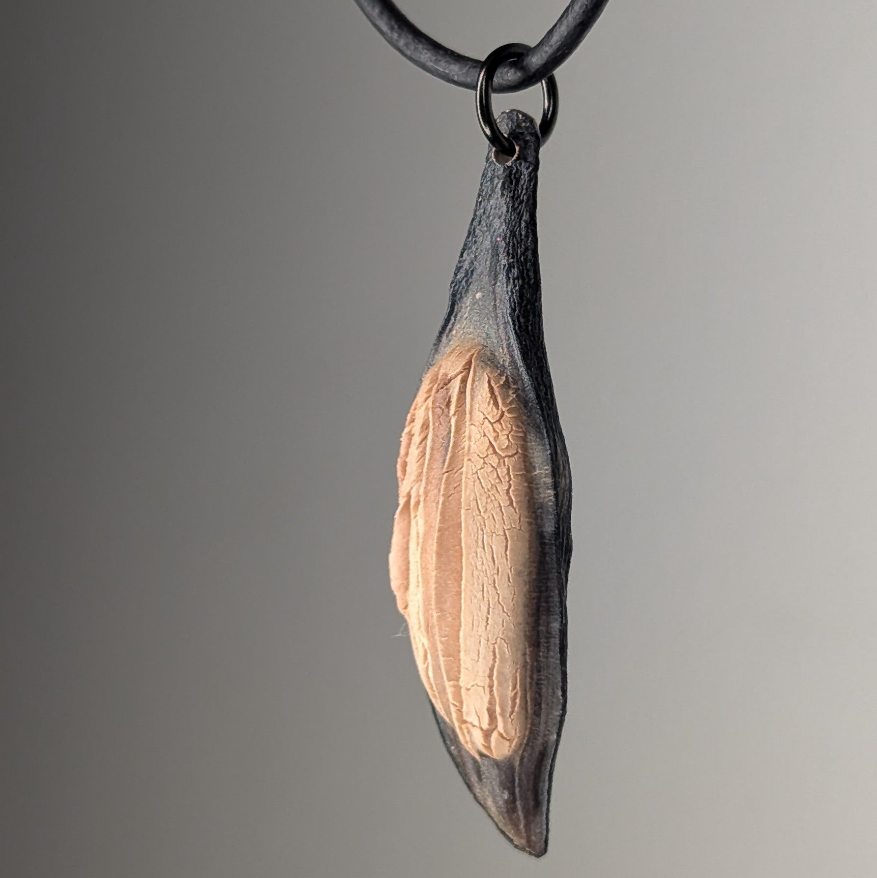 Caulerionyx Pendant Necklace