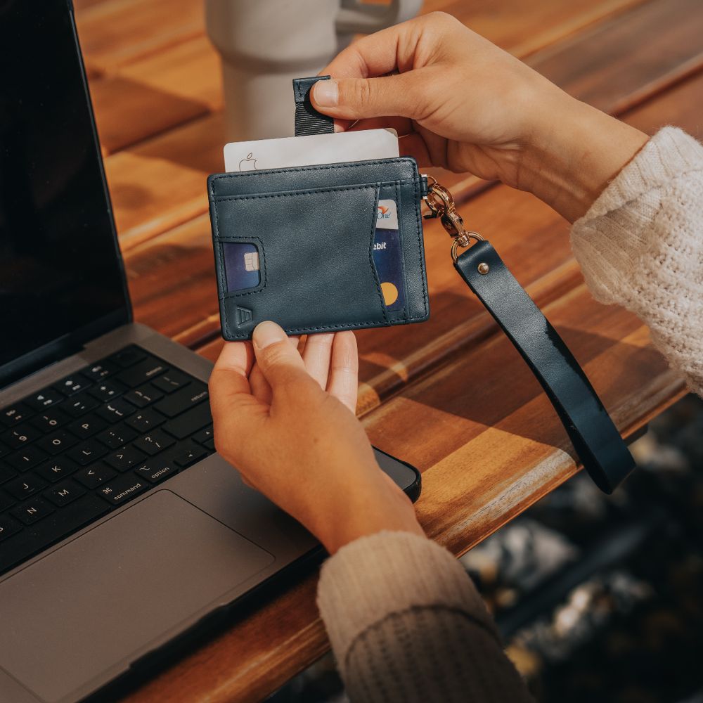 The Denner Slim RFID Leather Wallet