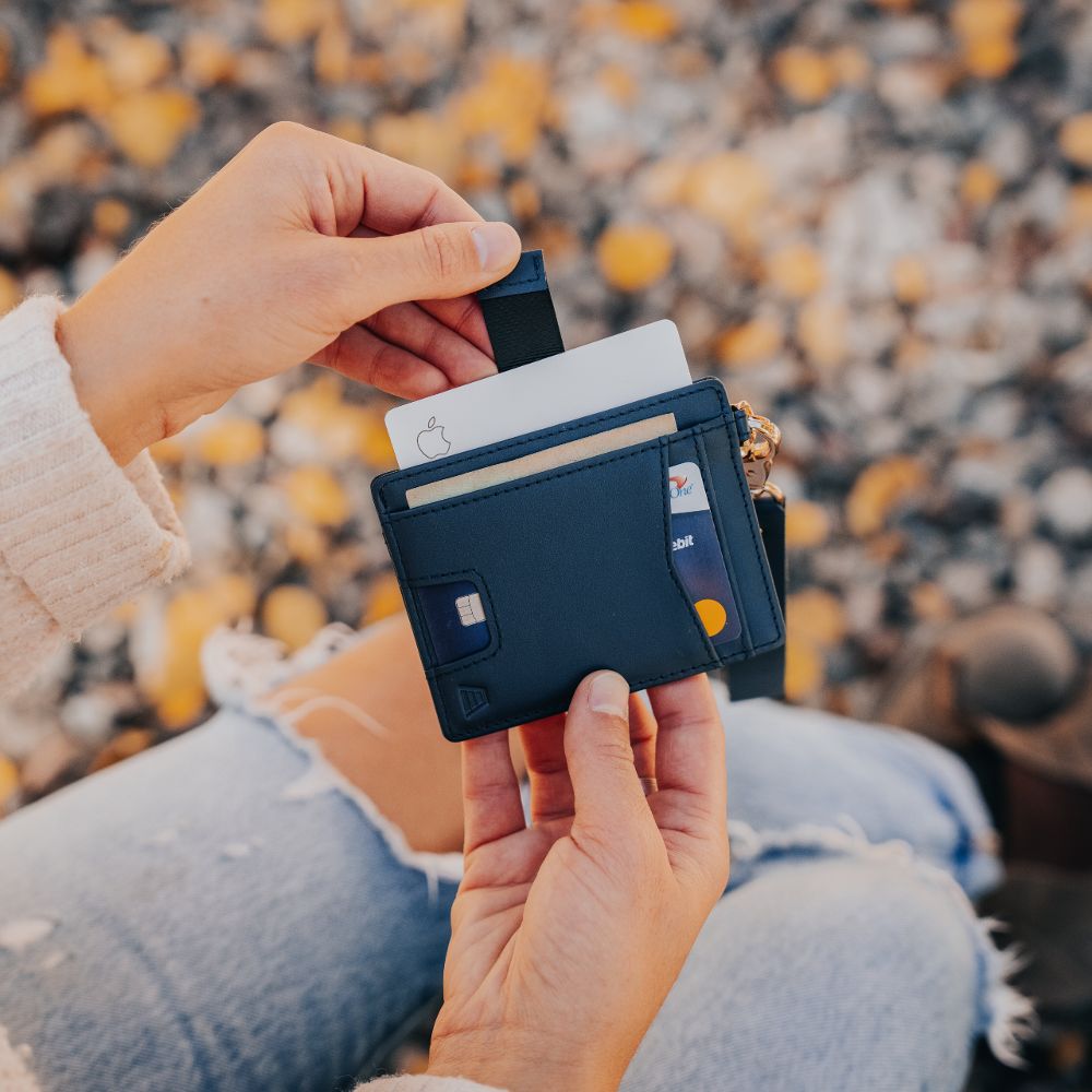 The Denner Slim RFID Leather Wallet