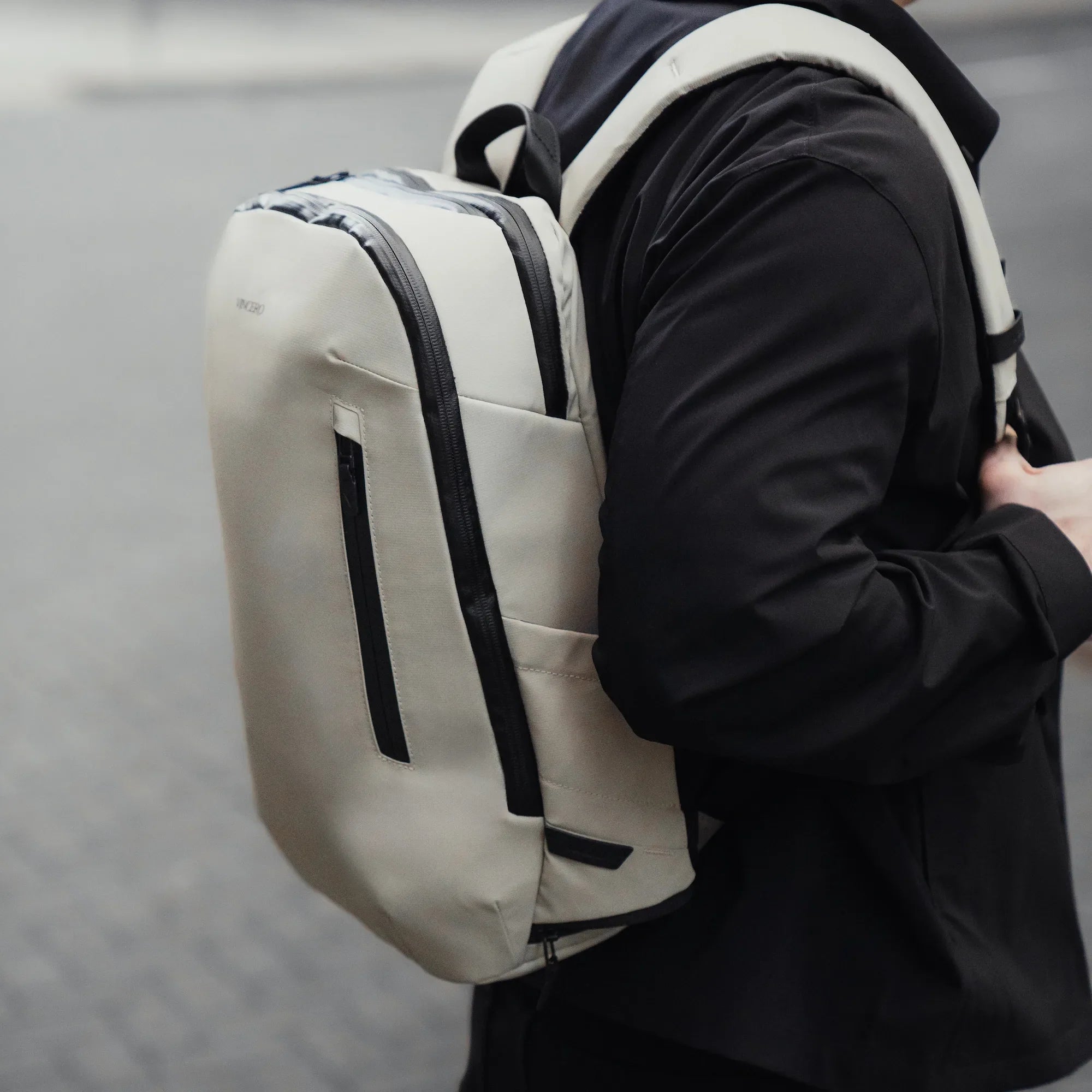 The Commuter Backpack - Desert Sand