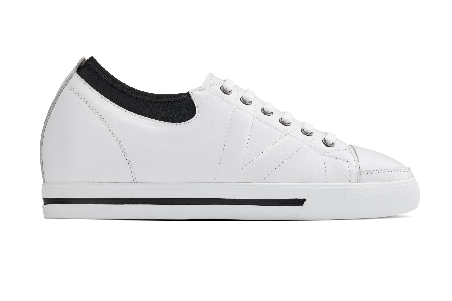 D8171 - 2.4 Inches Taller (White/Black) - Men's Sneakers