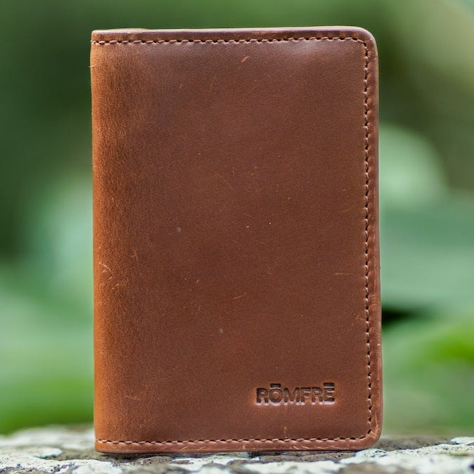 Kona Minimalist Bifold Wallet