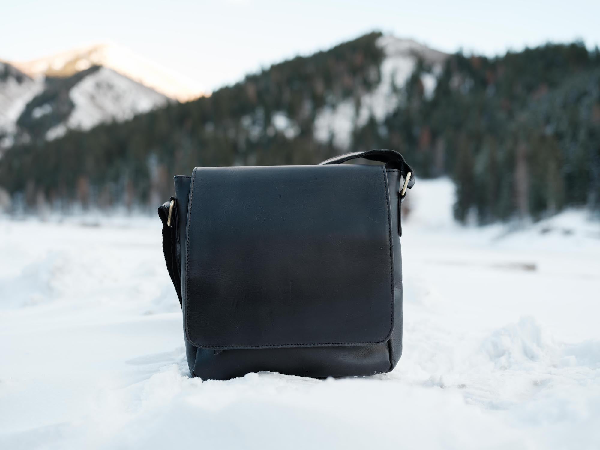 Cordova Messenger Bag