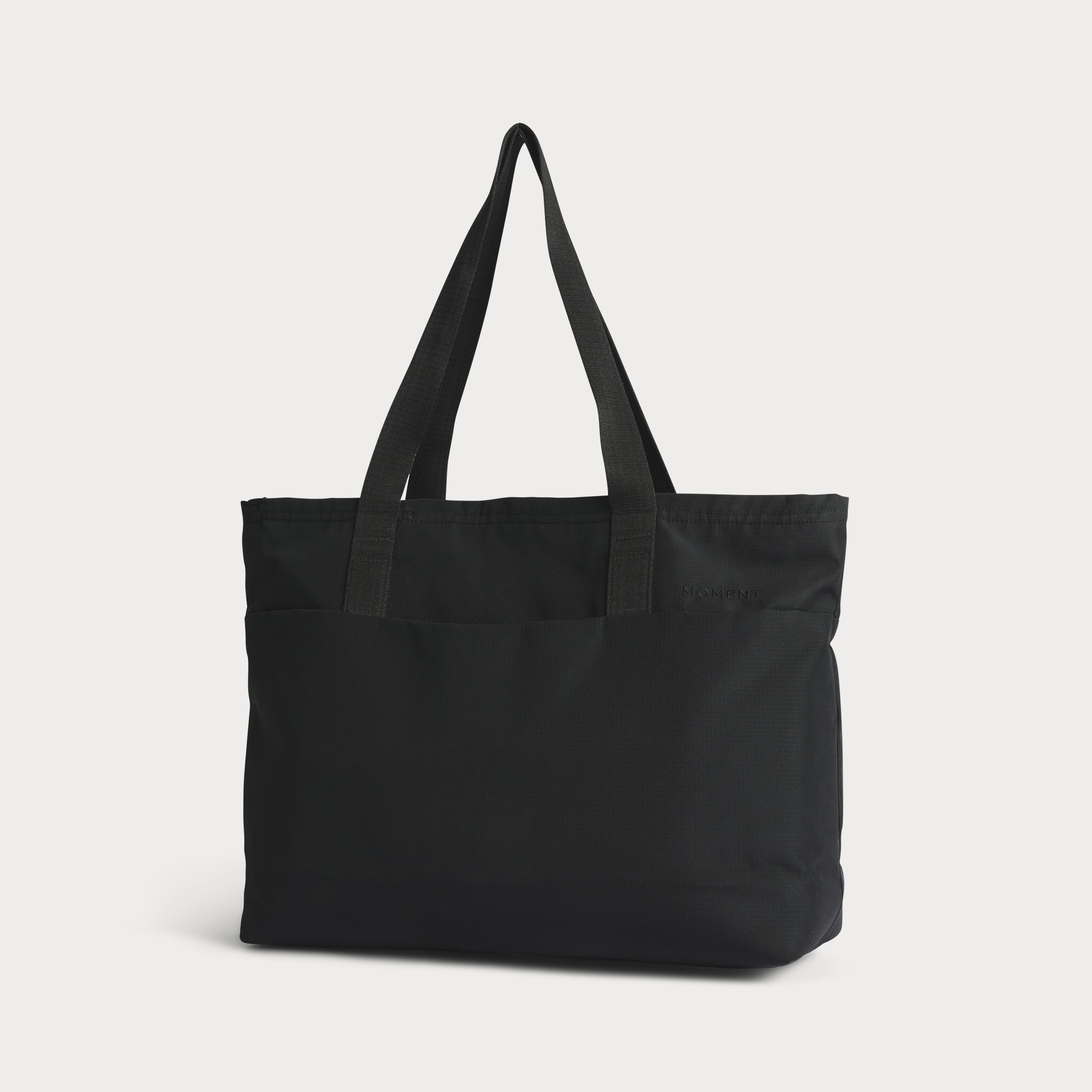 Moment Everything Travel Tote (Gray)