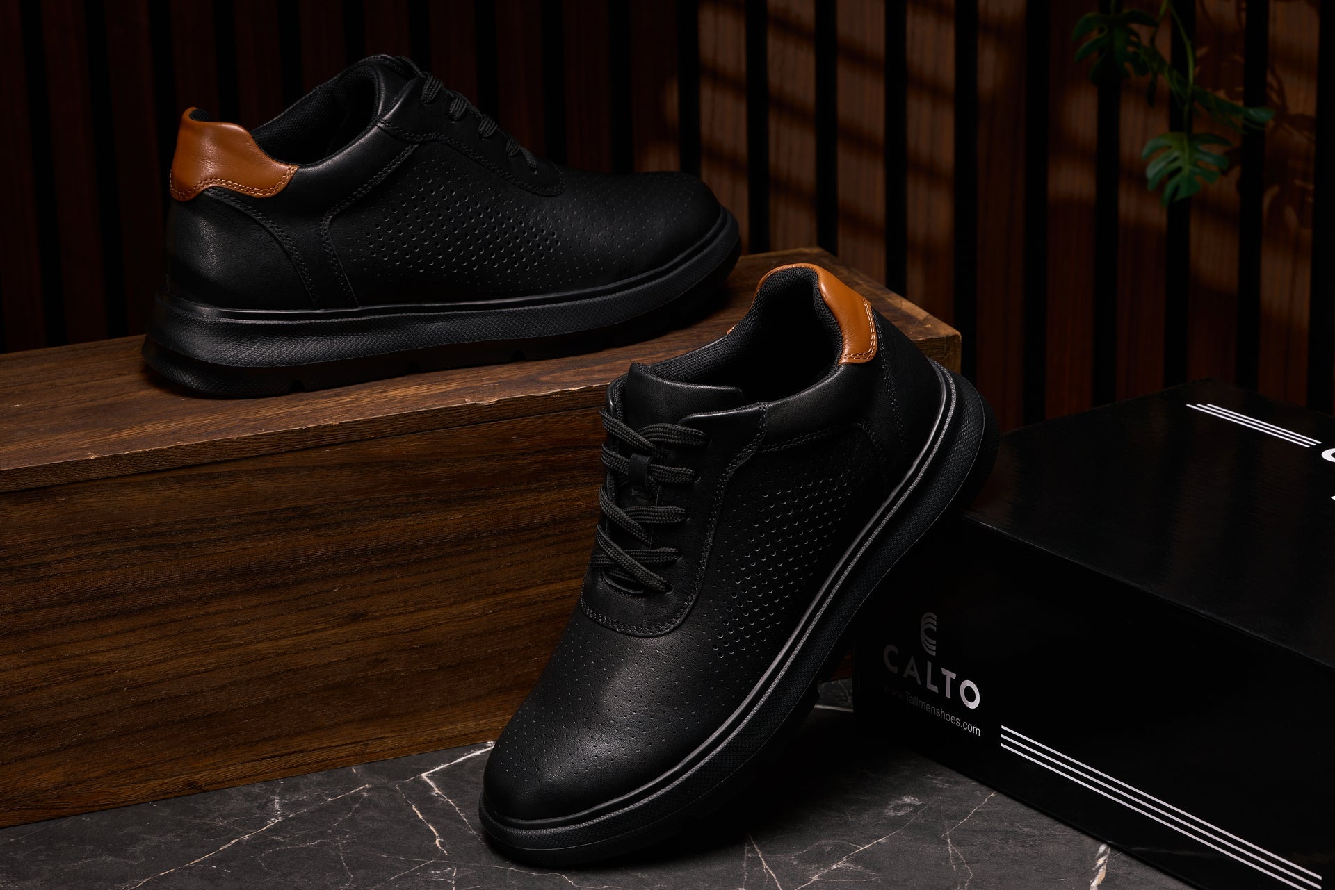 J1580 - 2.6 Inches Taller (Black/Black Sole) - Lightweight Casual Men's Walker Shoes