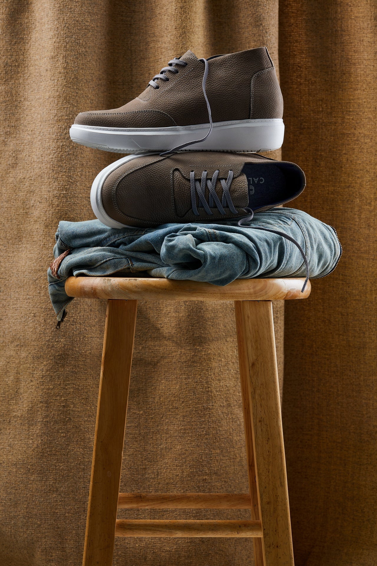 J1771 - 3.2 Inches Taller (Grey) - Casual Chunky Sole Men's Shoes - Soft Pebble Grain Nubuck Leather
