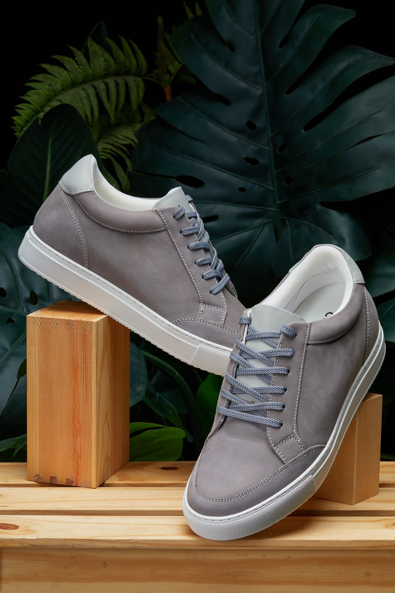 J1855 - 2.6 Inches Taller (Grey) - Men's Sneakers