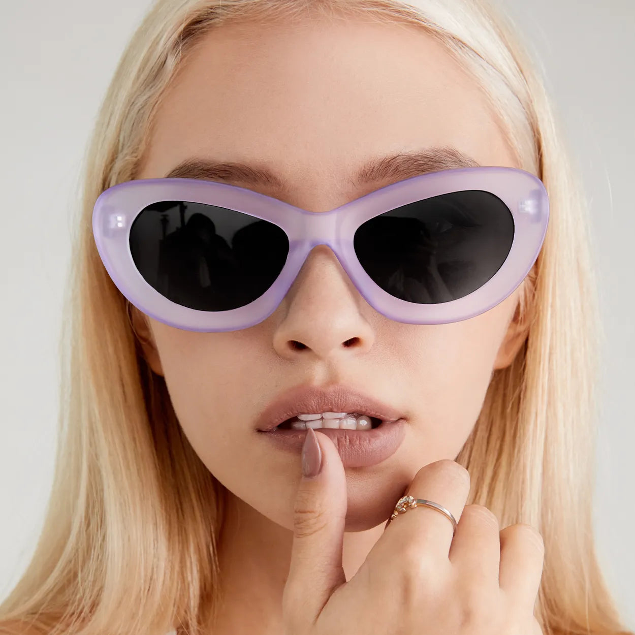 Jackie Sunglasses - Lilac