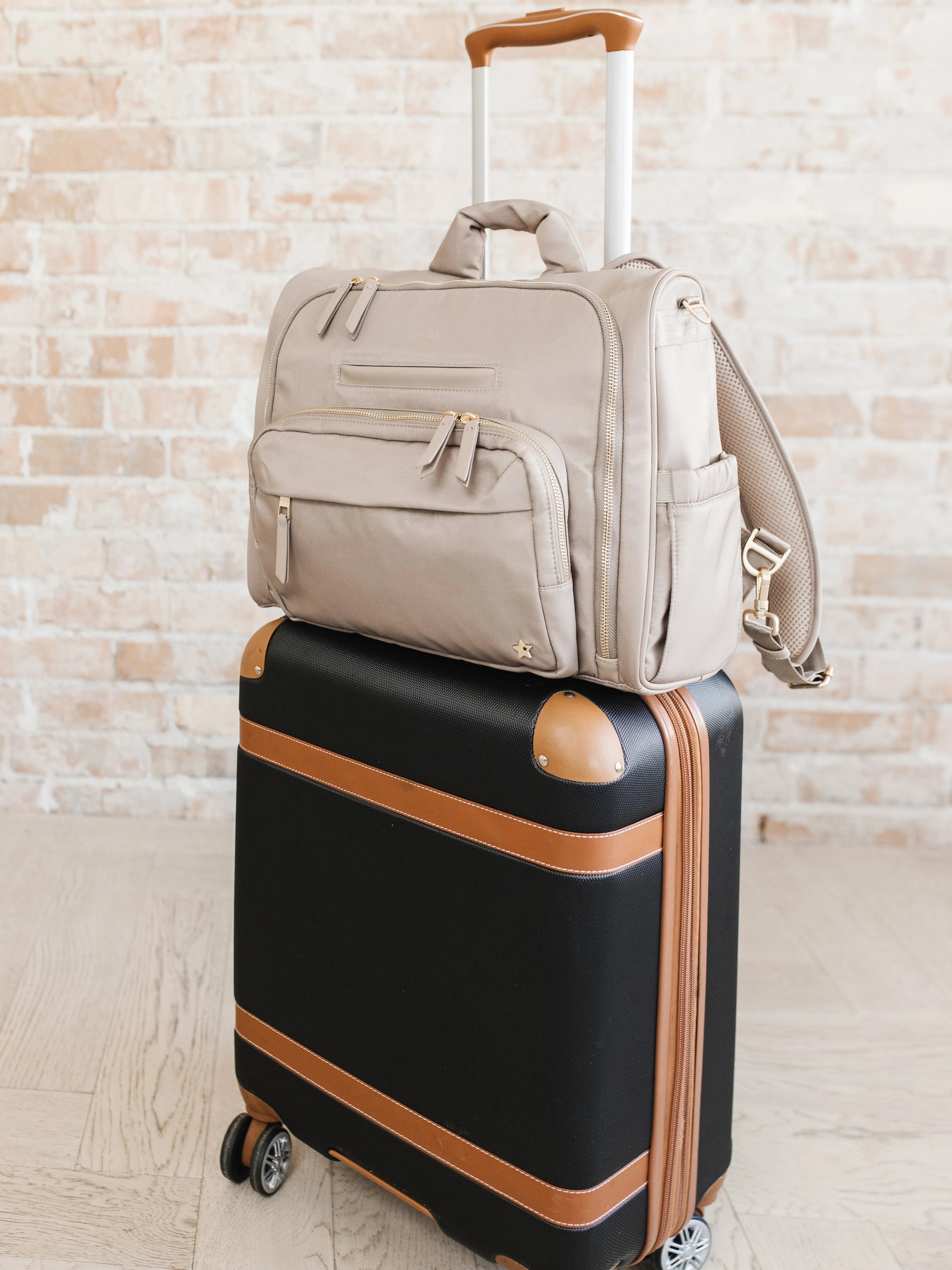 Satchel Taupe – Stylish & Versatile 3-in-1 Diaper Bag