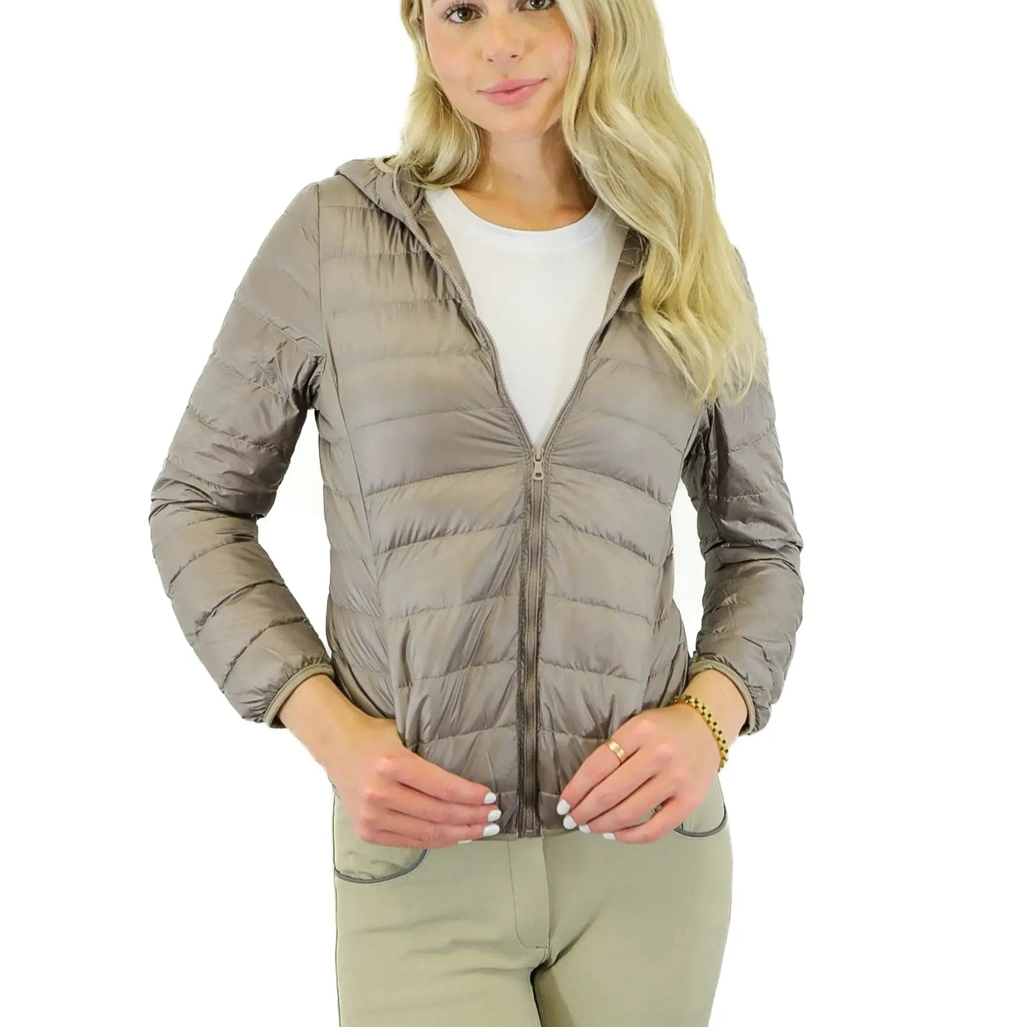 Noelle Puffer – Slim, Ultralight Down Jacket