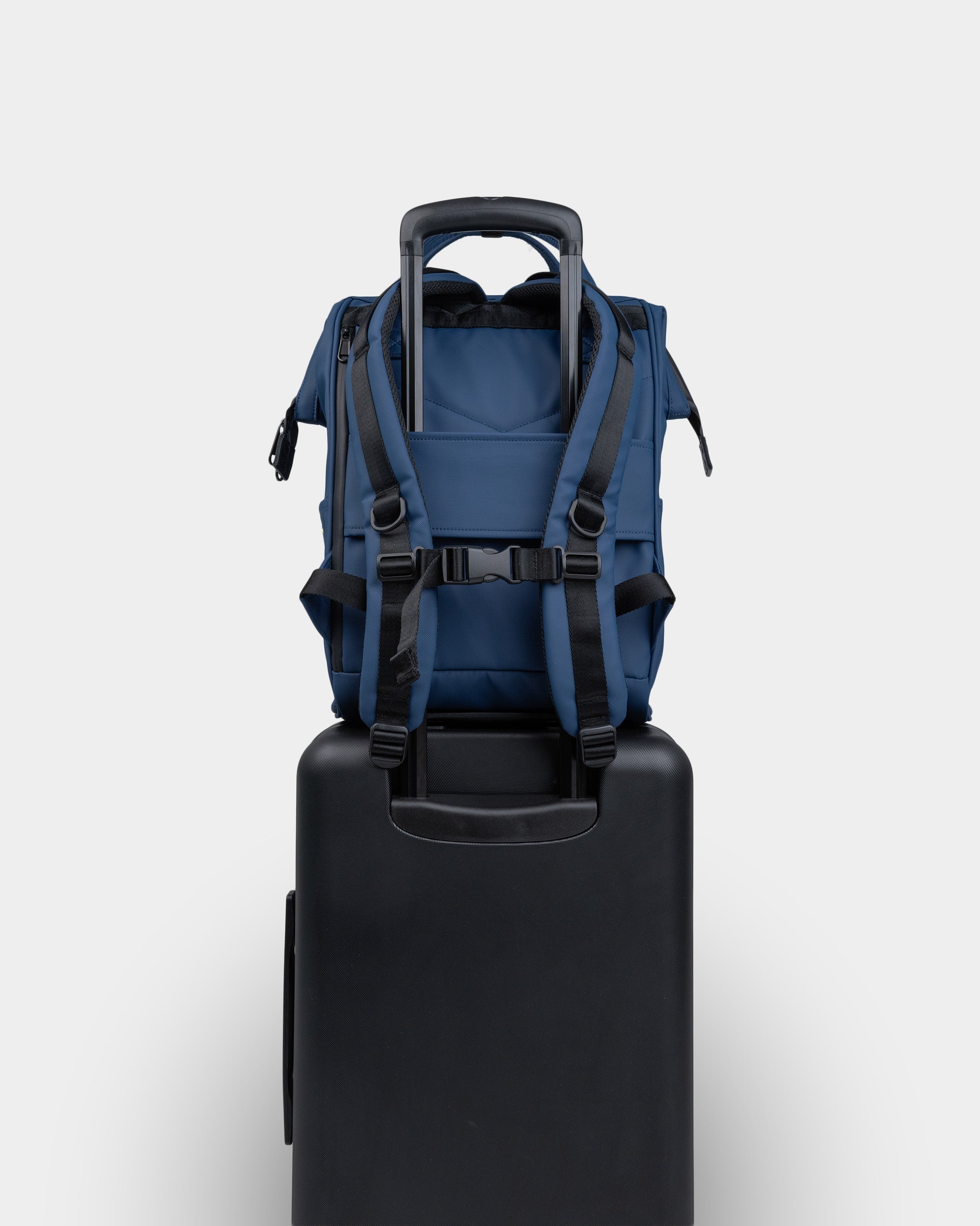 Cascade 21L Backpack - Standard