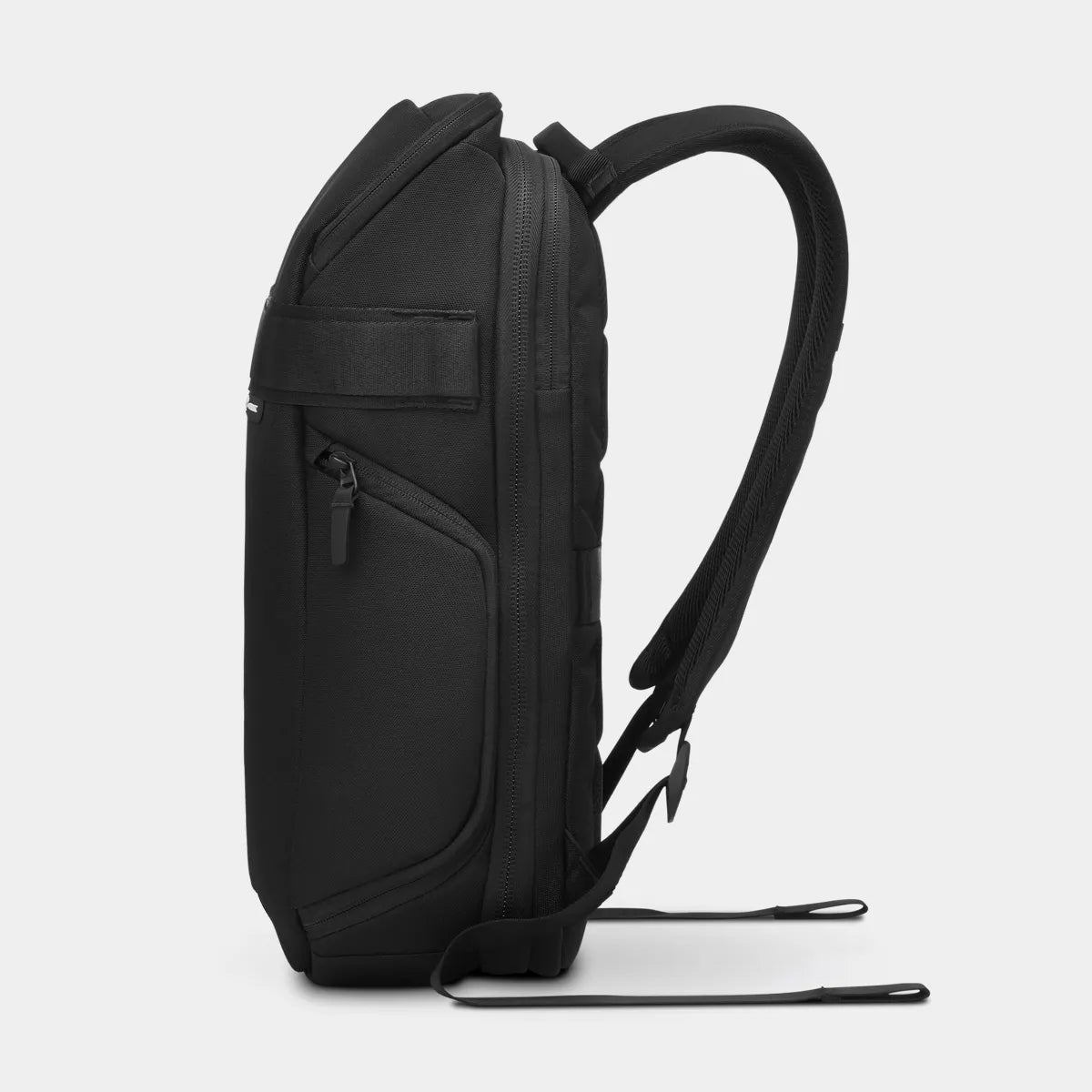 Luma Camera Pack 18L Backpack