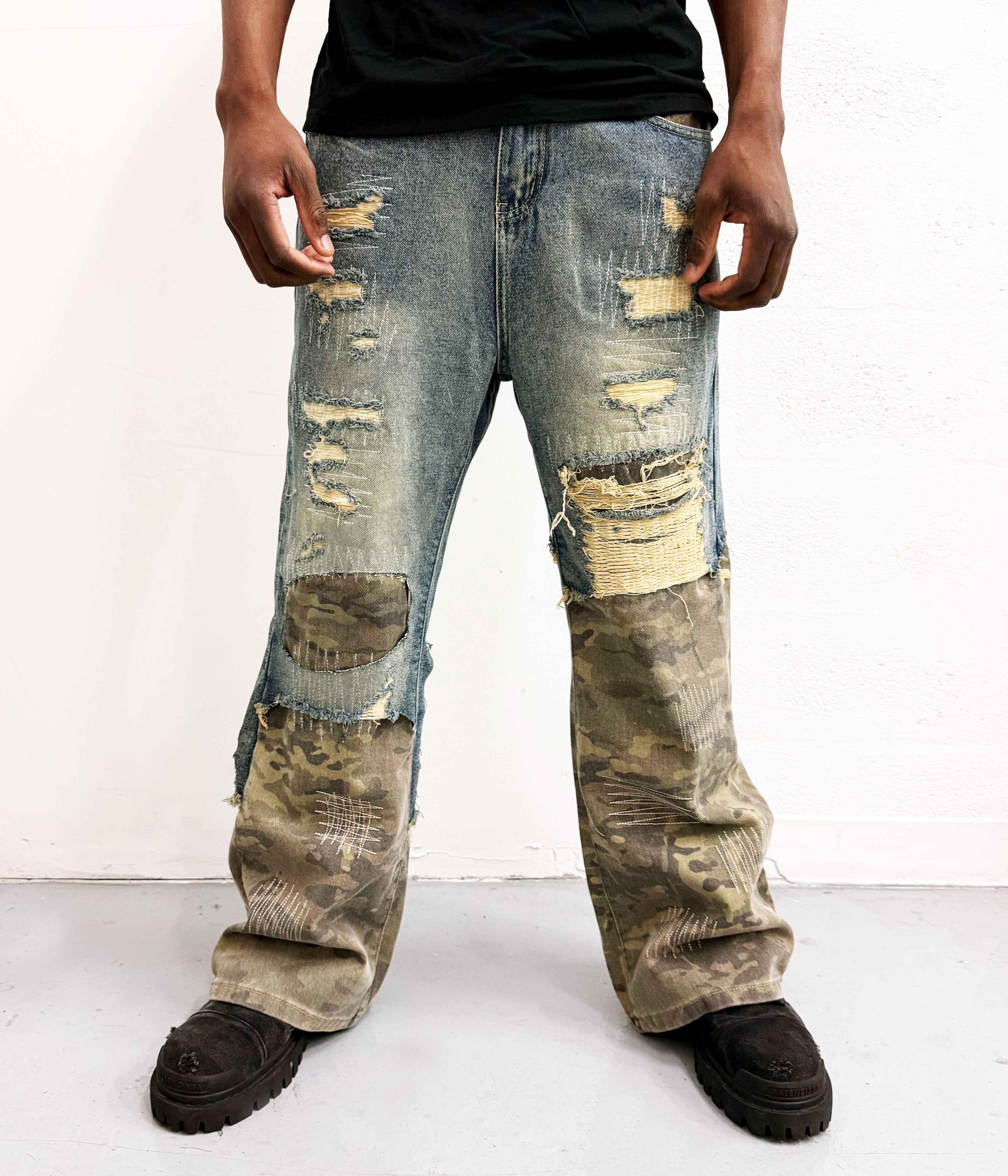 AZUL SCAB CAMO FLARE DENIM