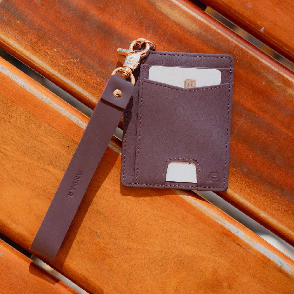 The Denner Slim RFID Leather Wallet