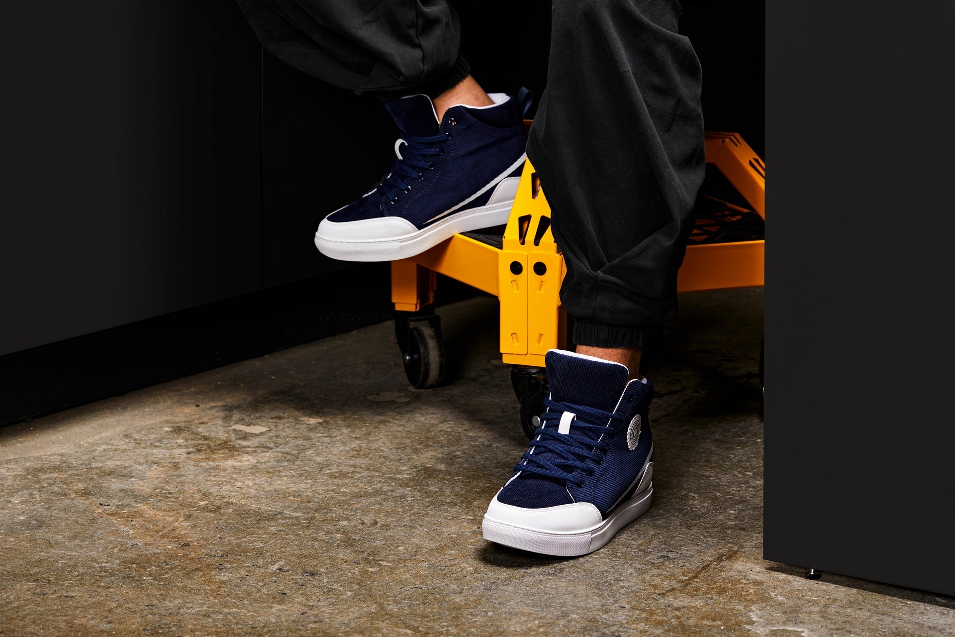 S4132 - 2.6 Inches Taller (Navy Blue/White Sole) - Corduroy Ankle Top Men's Sneak-boot