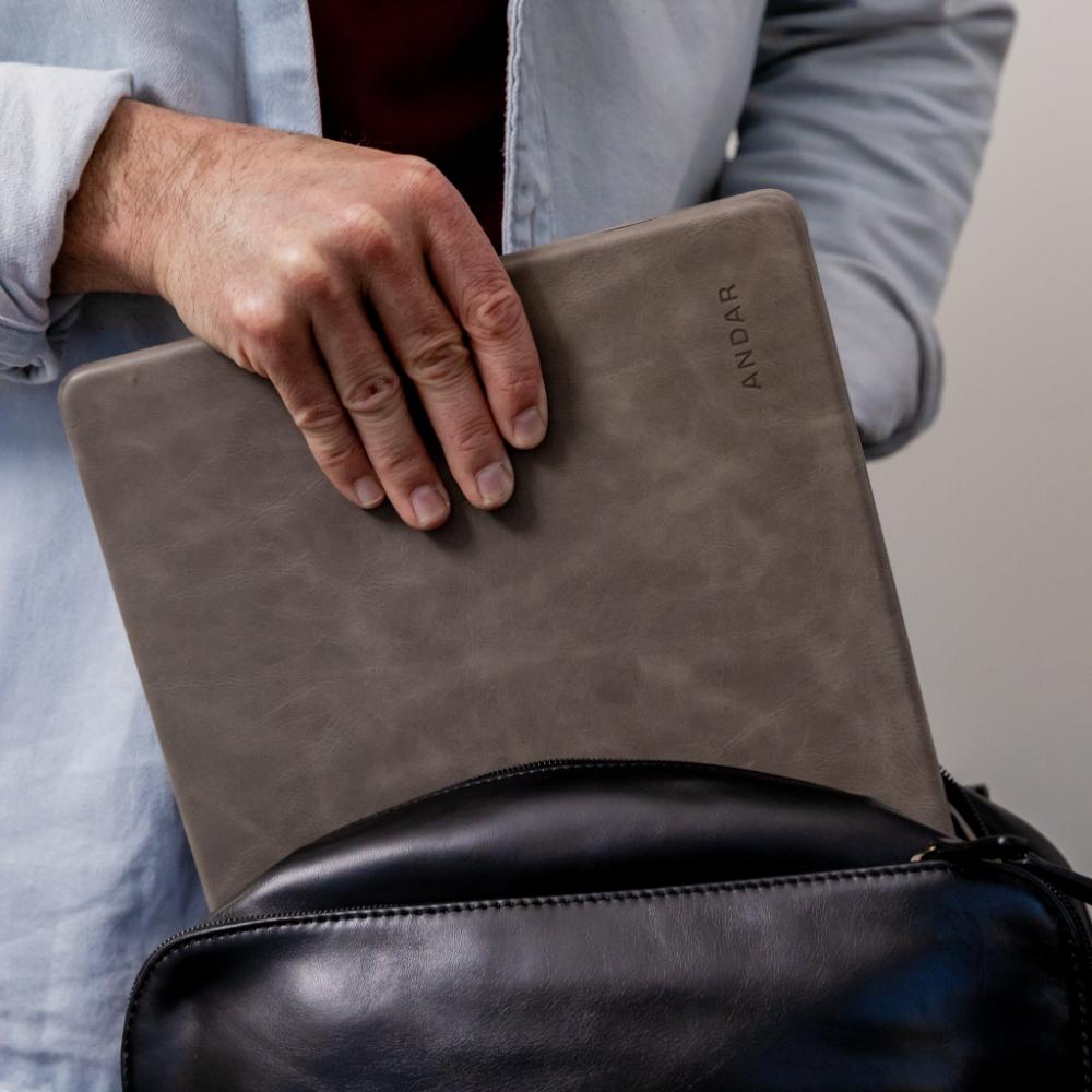 The Helm | Adventure Guide Macbook Air/Pro Cover