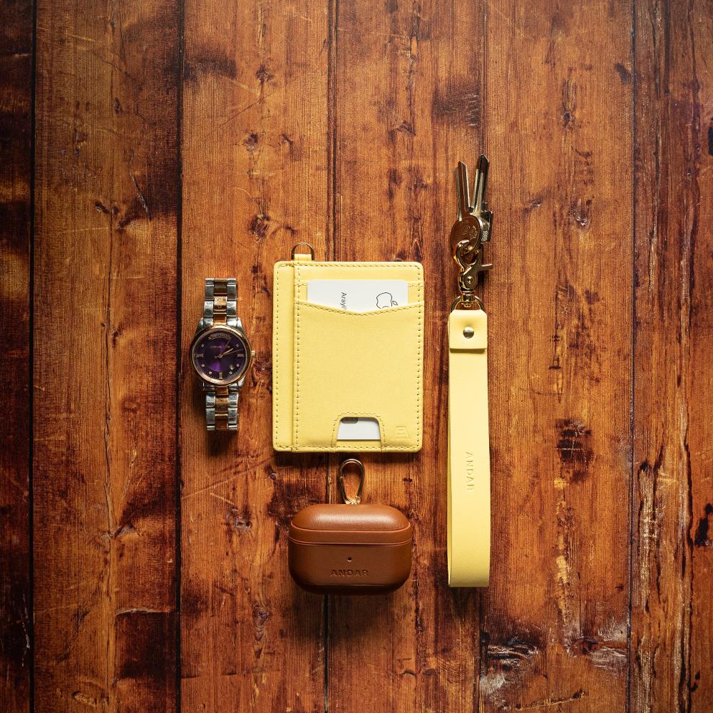 The Denner Slim RFID Leather Wallet