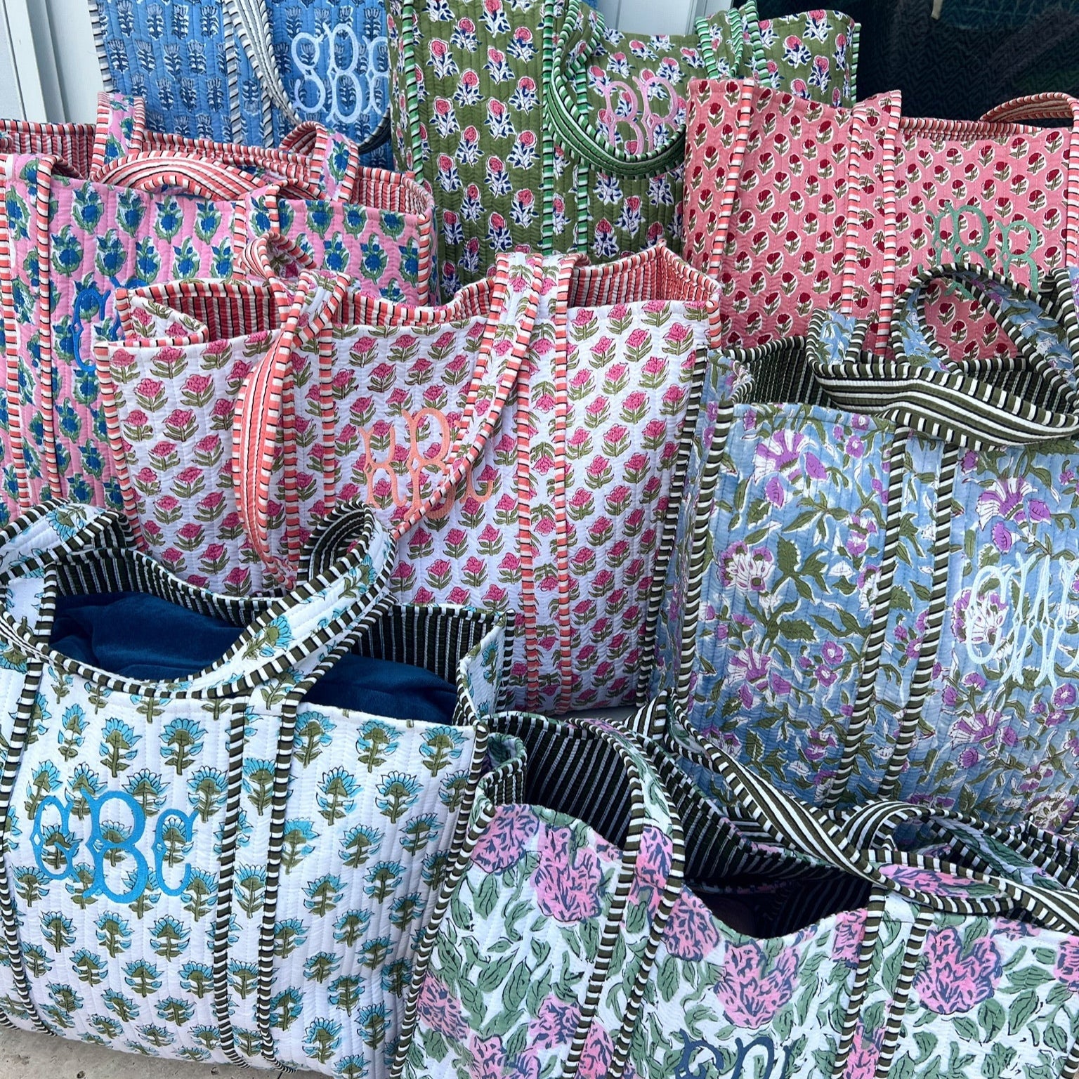 KenzKustomz Quilted Block-Print Tote Bag – Travellty