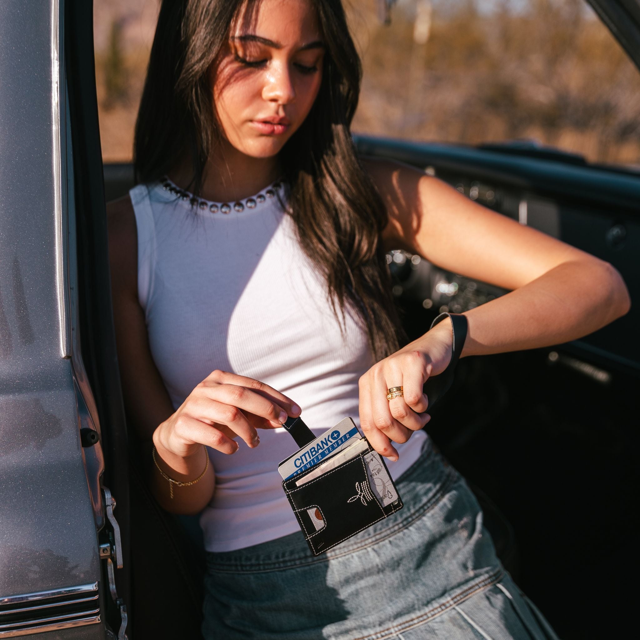 The Denner Slim RFID Leather Wallet