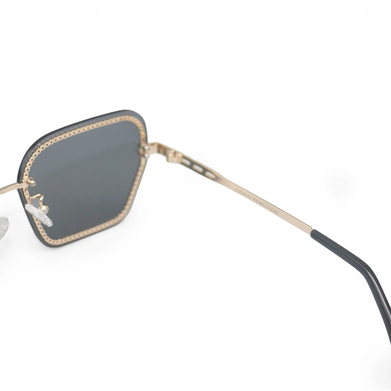 Chain Reaction Sunglasses - Mirrored Gold