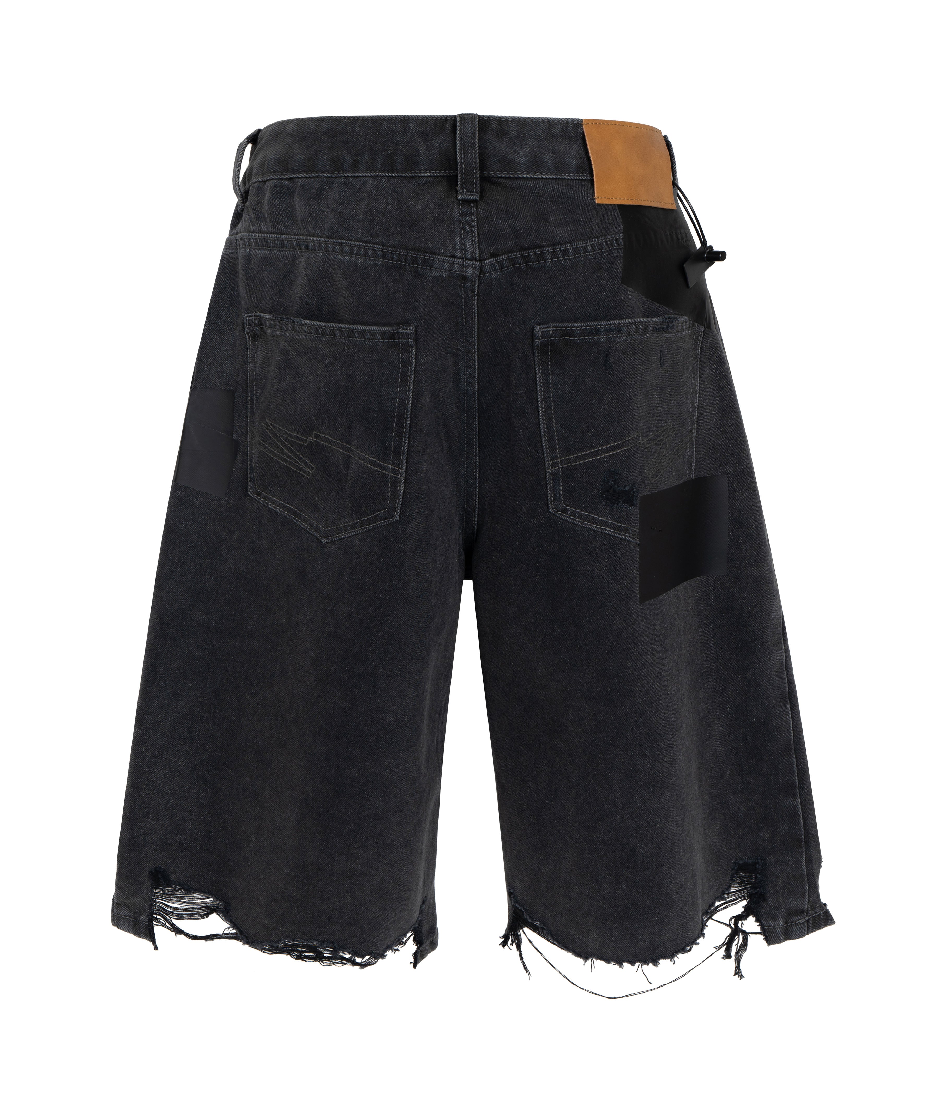 NOIR CUTOFF DENIM SHORTS