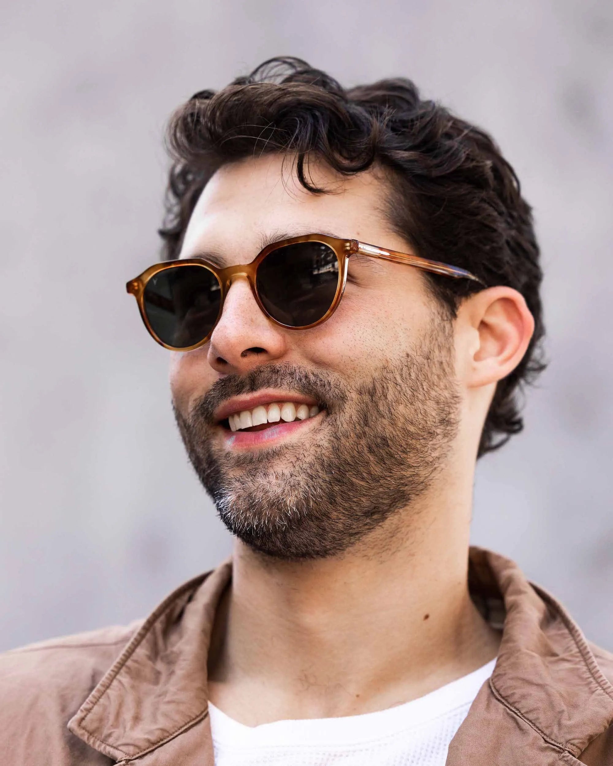 The Aiden Sunglasses - Honey Tort