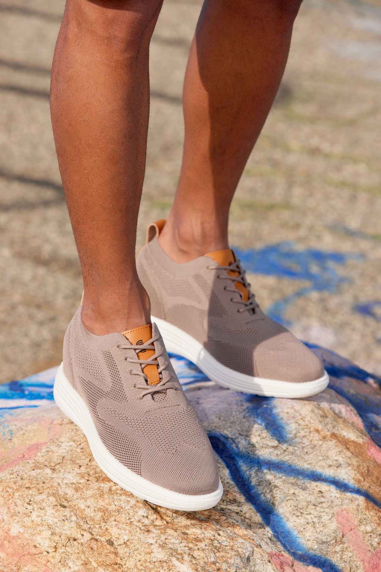 X2638 - 2.8 Inches Taller (Khaki/Brown) - Lace Up Casual Men's Walker Shoes