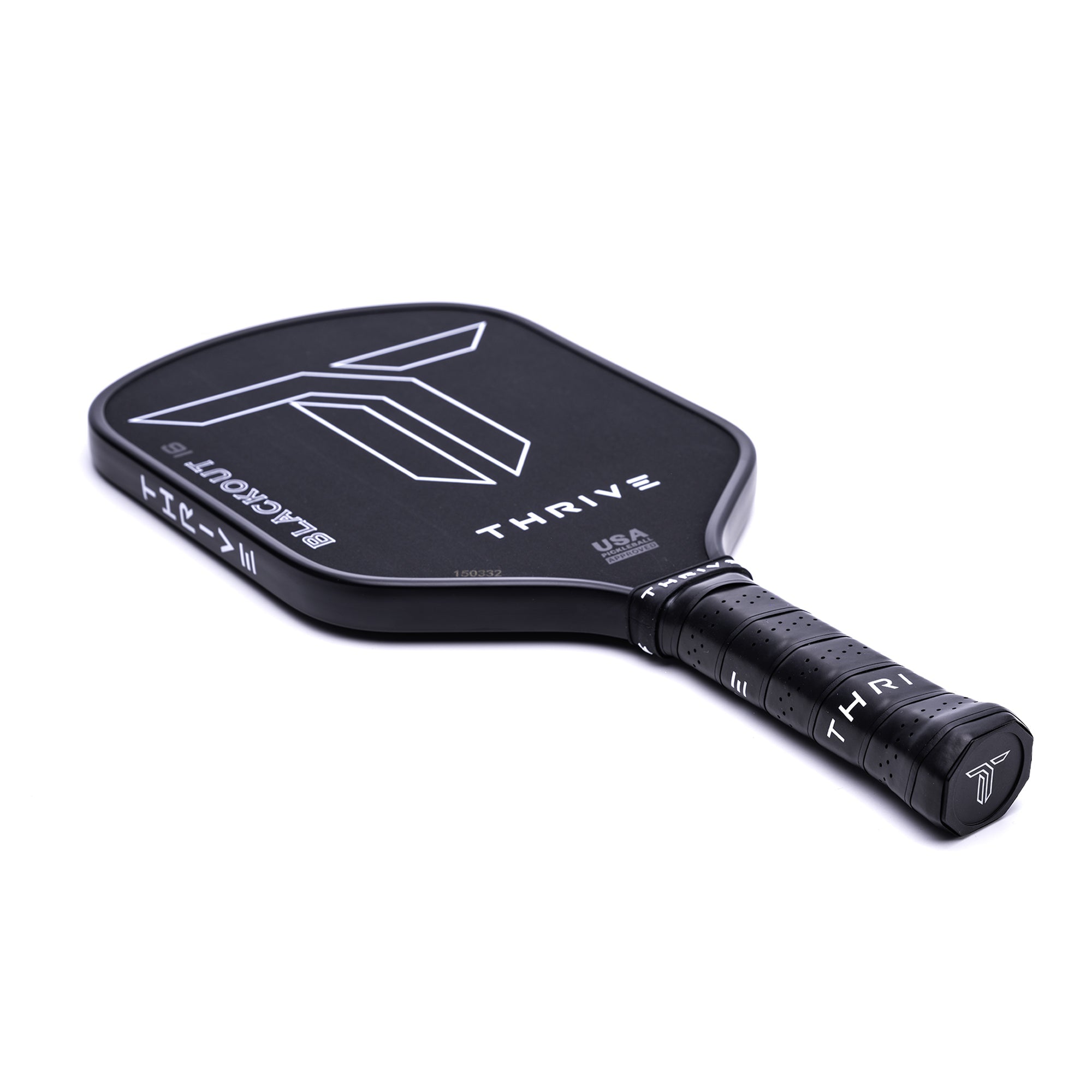 Blackout 16mm (POWER SERIES) Includes head cover, lead weights, key chain, and weight card.