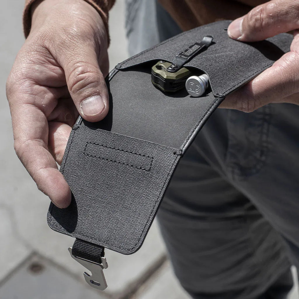 CA02 Carry All Light