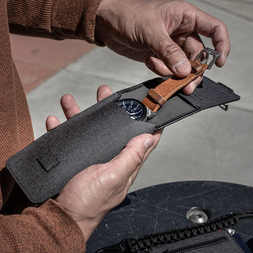 CA02 Carry All Light