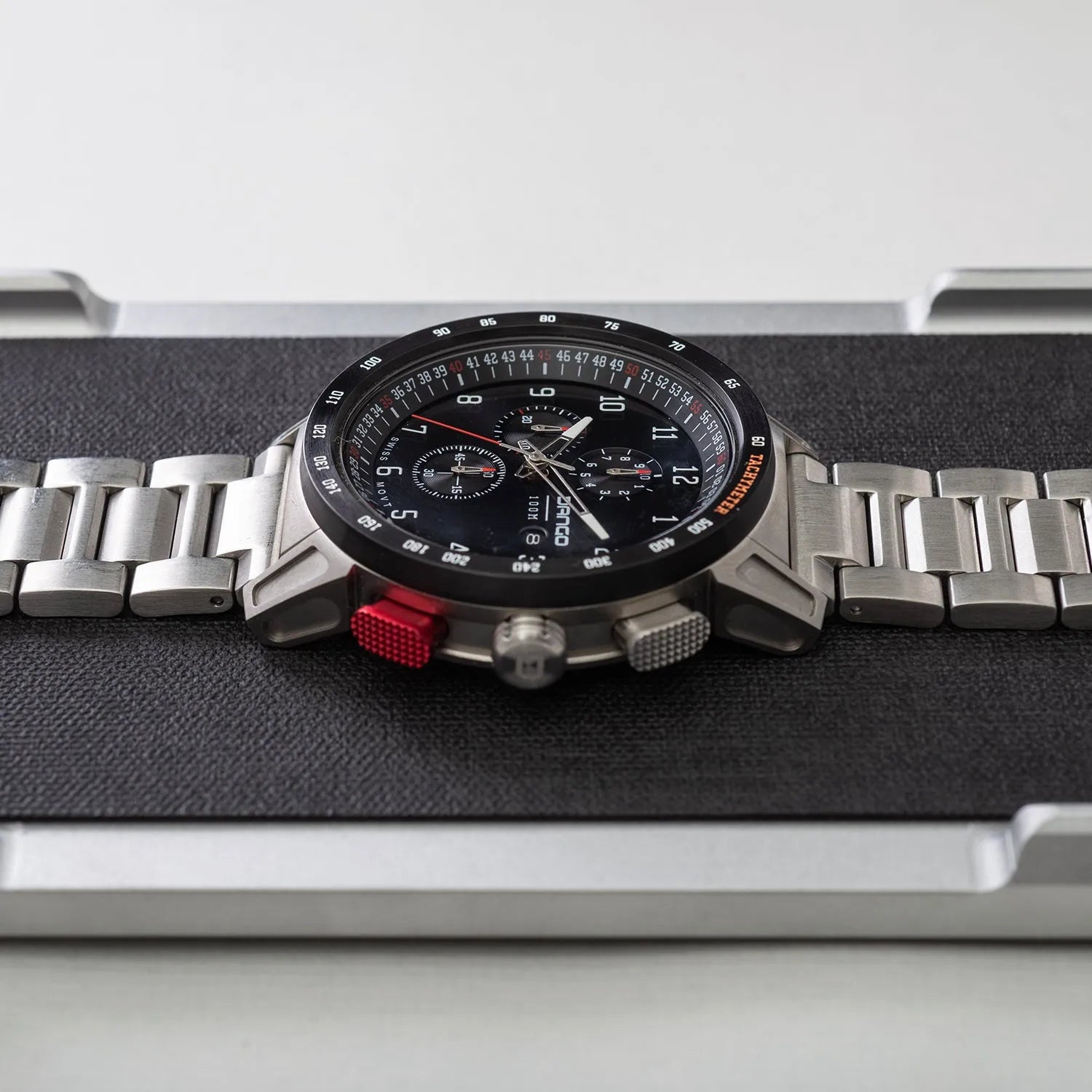 CR-01 - Chrono Men's Watch with Metal Bracelet