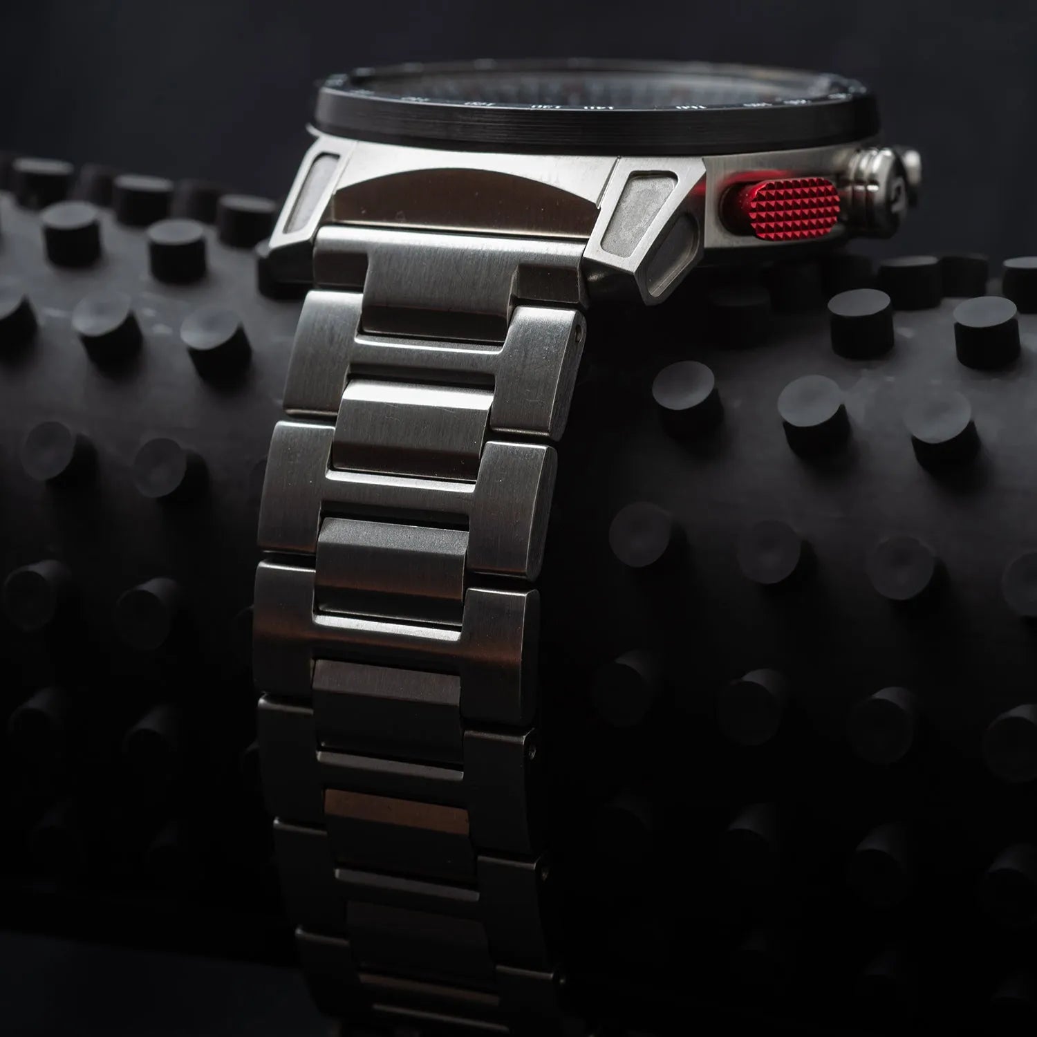 CR-01 - Chrono Men's Watch with Metal Bracelet