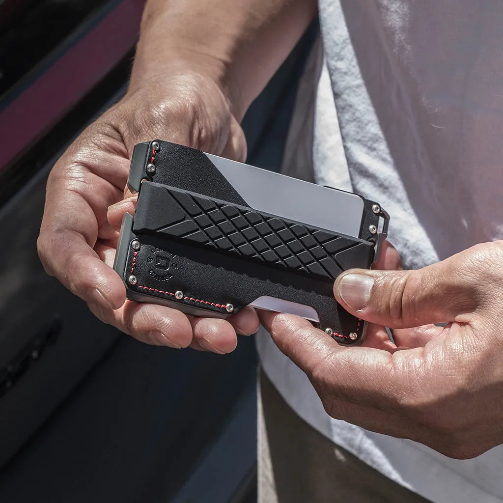 D01 R-SPEC™ Wallet