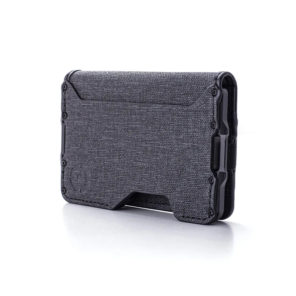 D03 DAPPER™ Bifold Wallet