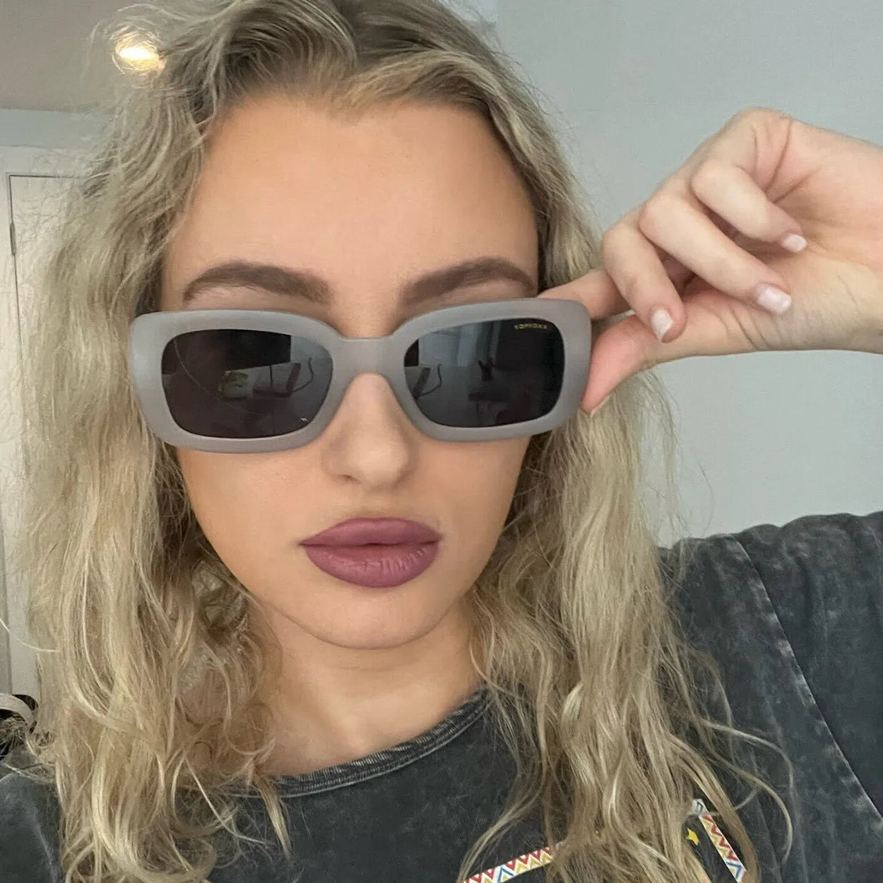 Gigi Sunglasses - Frosty grey