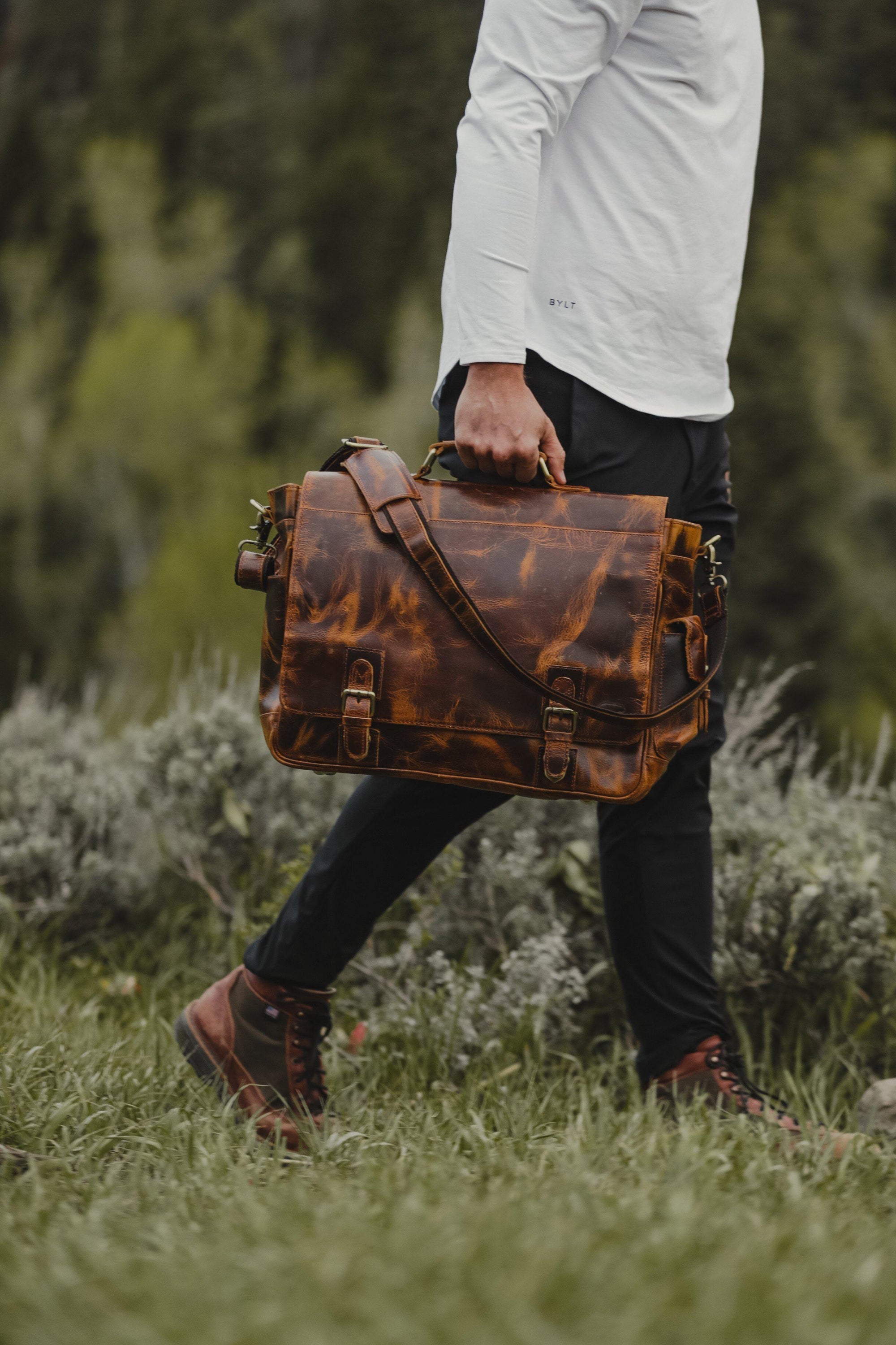 Sitka Leather Messenger Bag