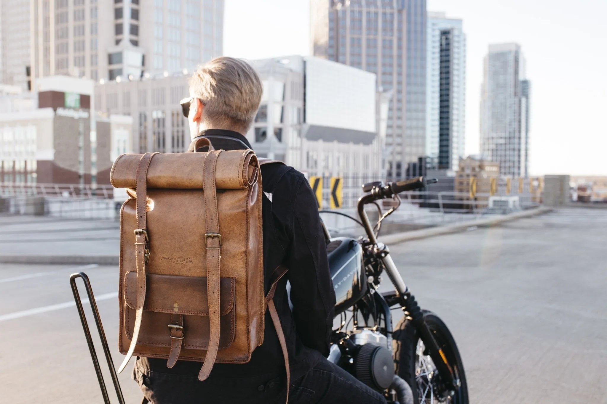 Rolltop Backpack – Versatile 18-25L Laptop Pack