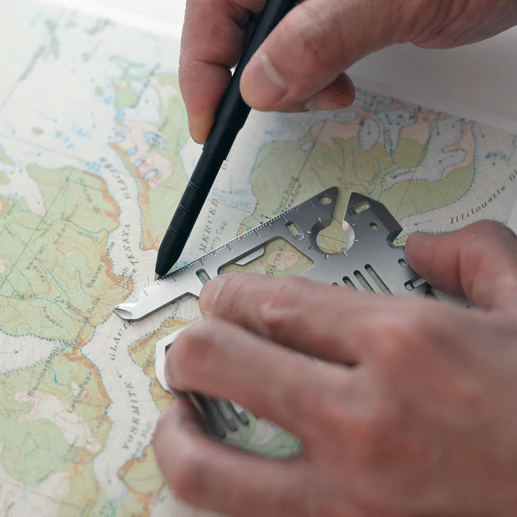 MT03 Comb & Clip Multi-Tool