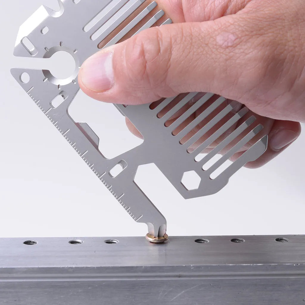 MT03 Comb & Clip Multi-Tool