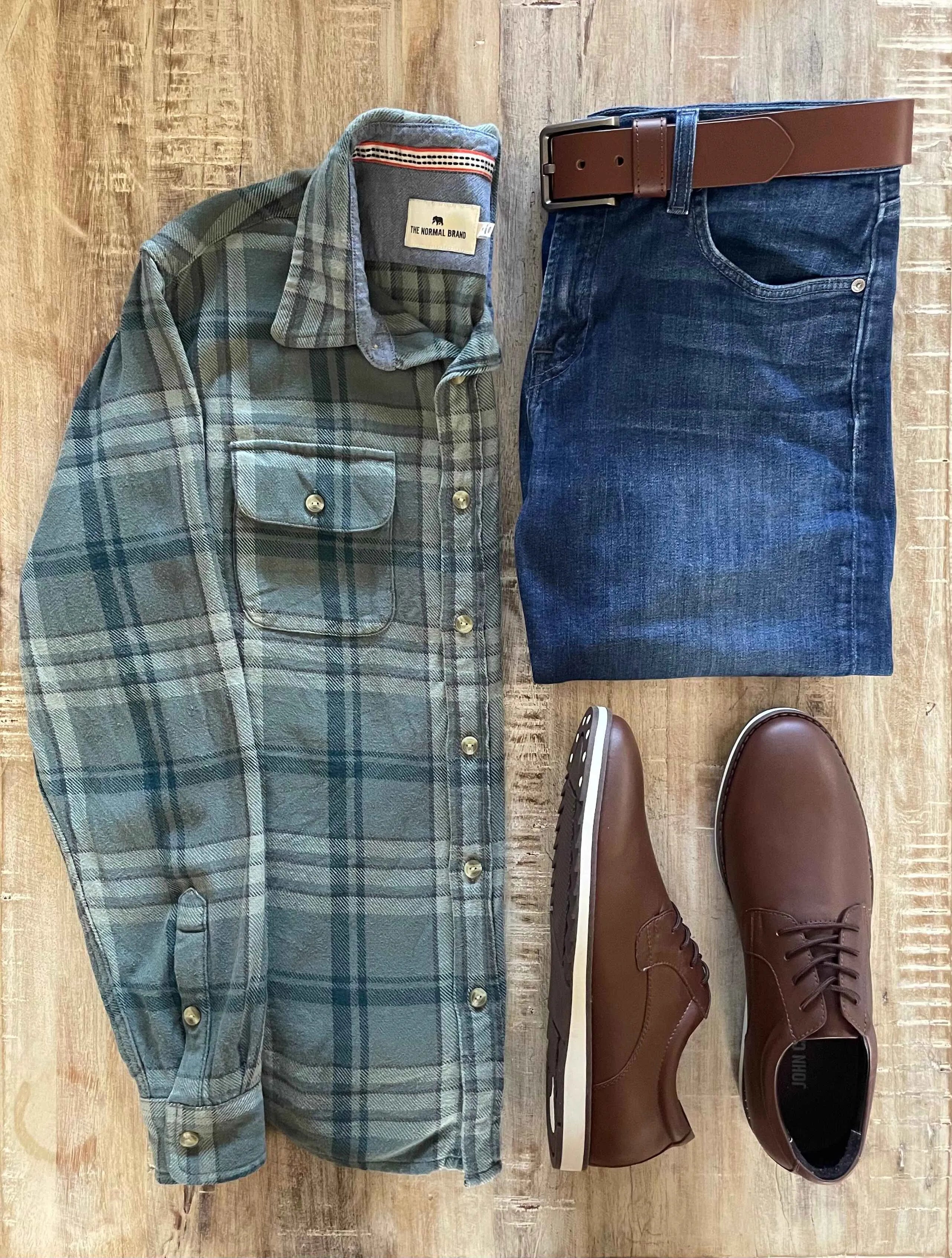 Classic Mustang Brown Full Grain Leather Derby Dress Sneakers