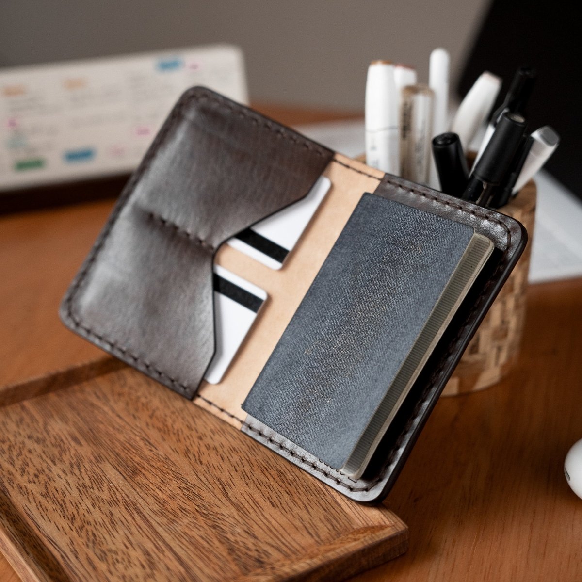 Oldis T1: Passport Wallet