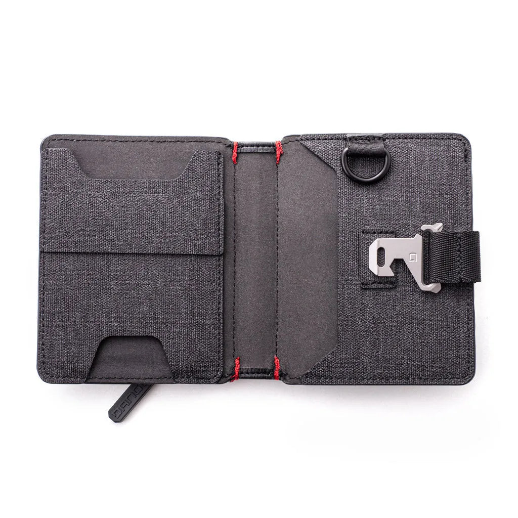 P01 Pioneer™ Travel Wallet